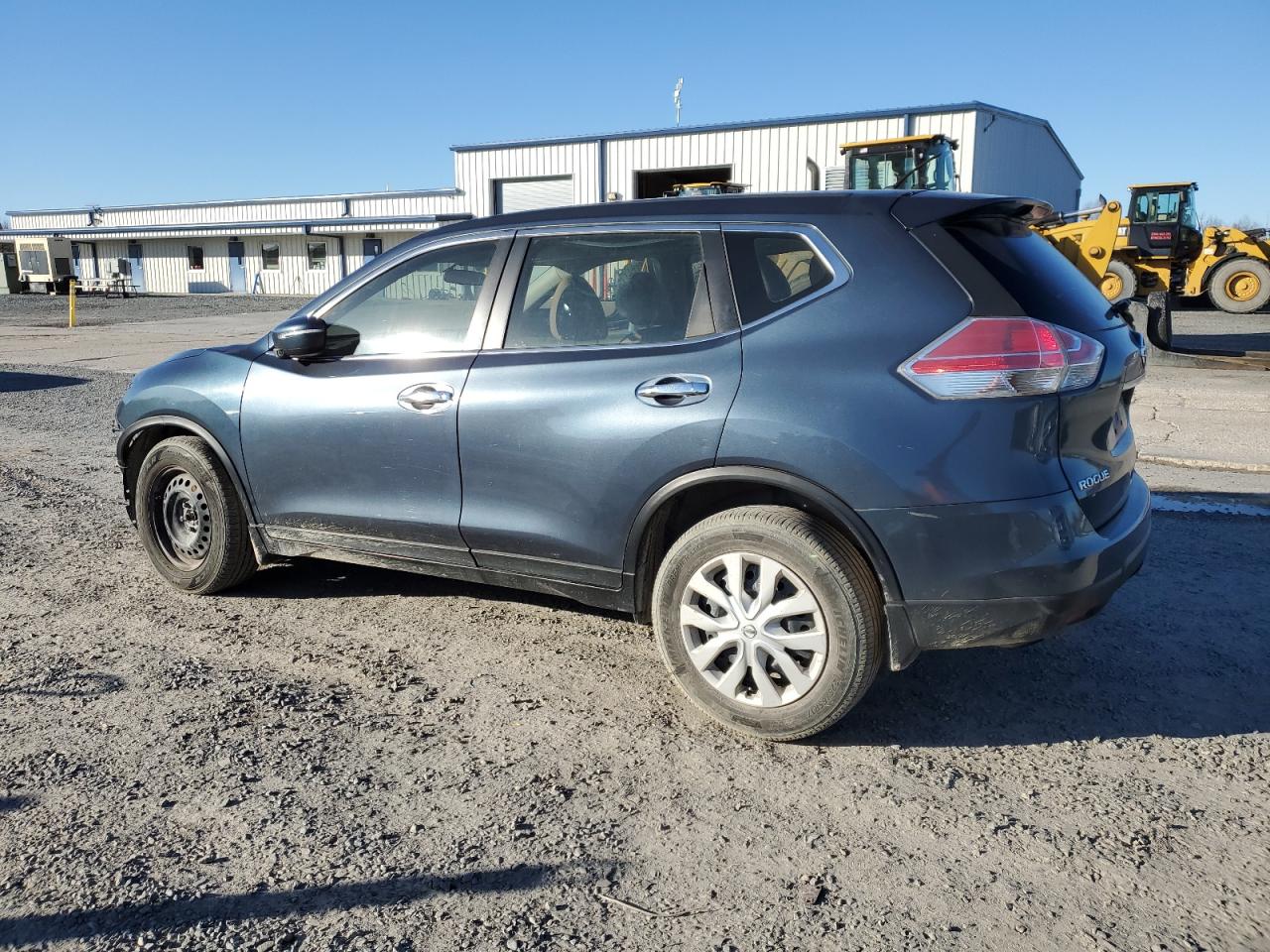 2014 Nissan Rogue - Image 2
