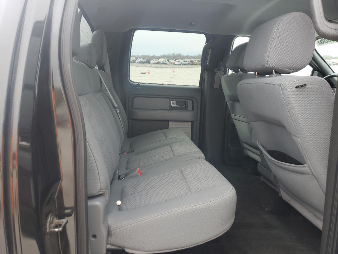 2014 Ford F-150 - Image 10