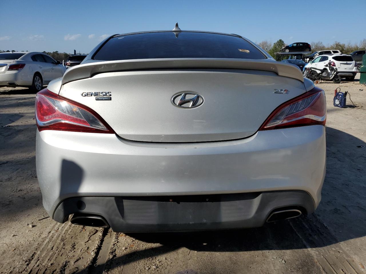 2013 Hyundai Genesis - Image 6
