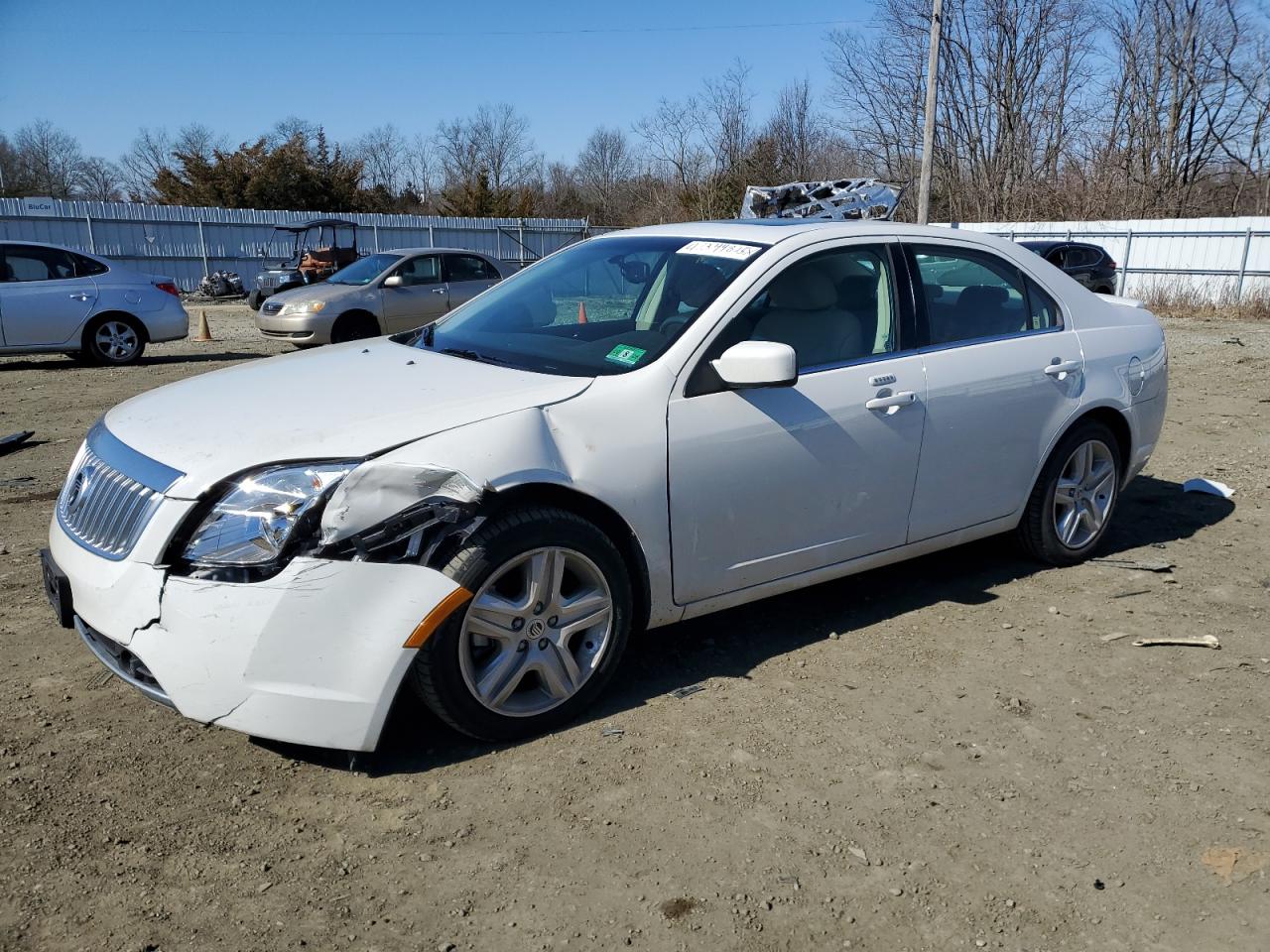 2010 Mercury Milan - Image 1