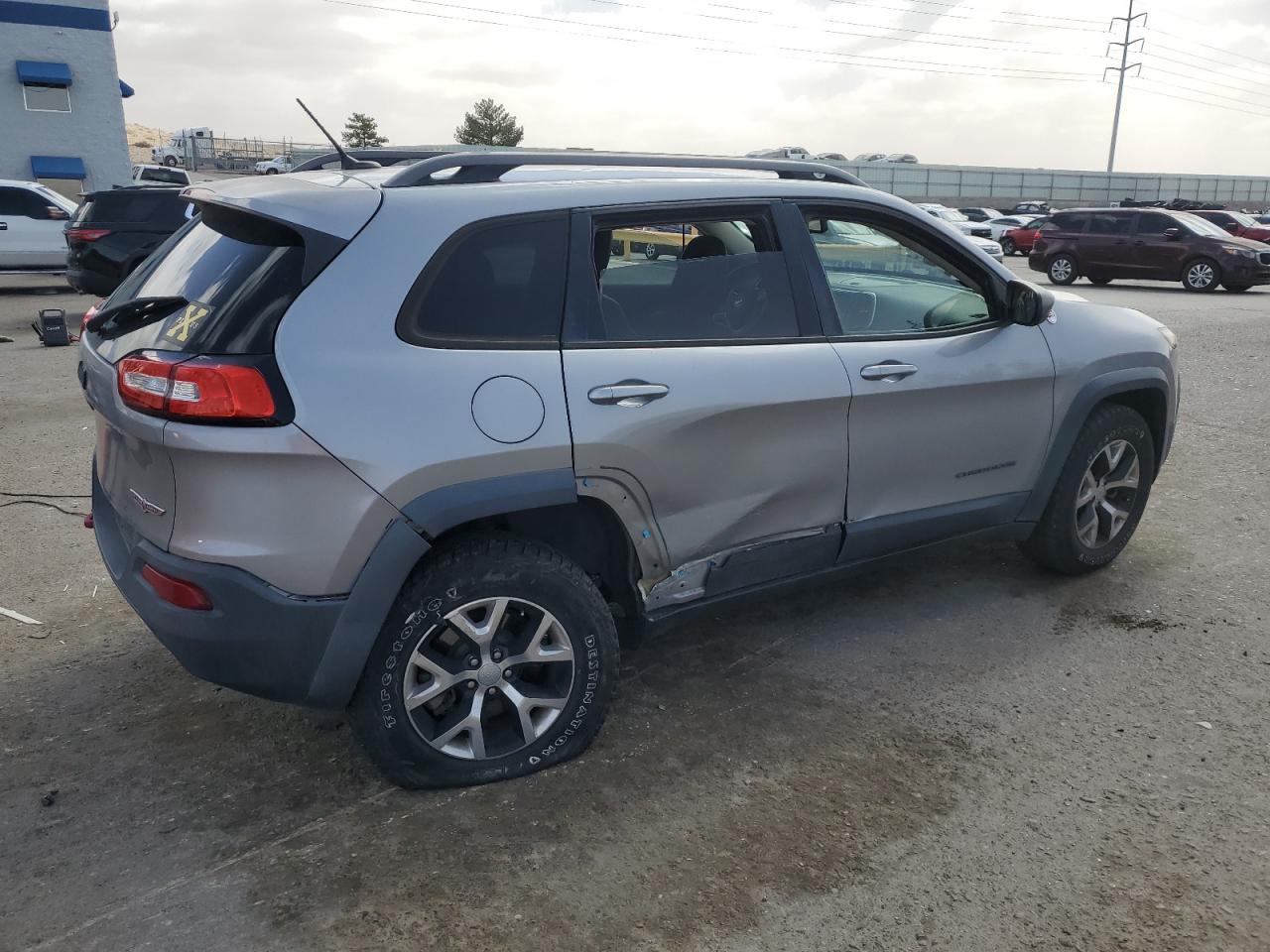 2015 Jeep Cherokee - Image 3