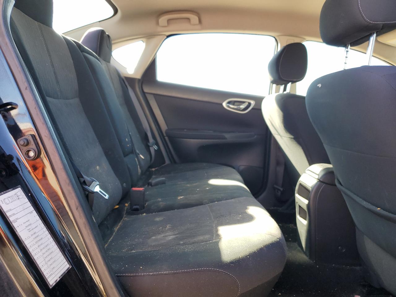 2015 Nissan Sentra - Image 10