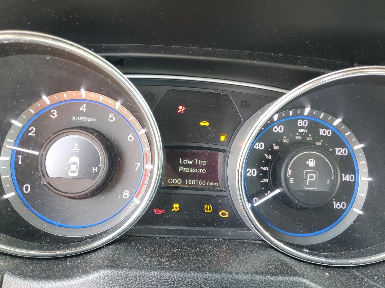 2014 Hyundai Sonata - Image 9