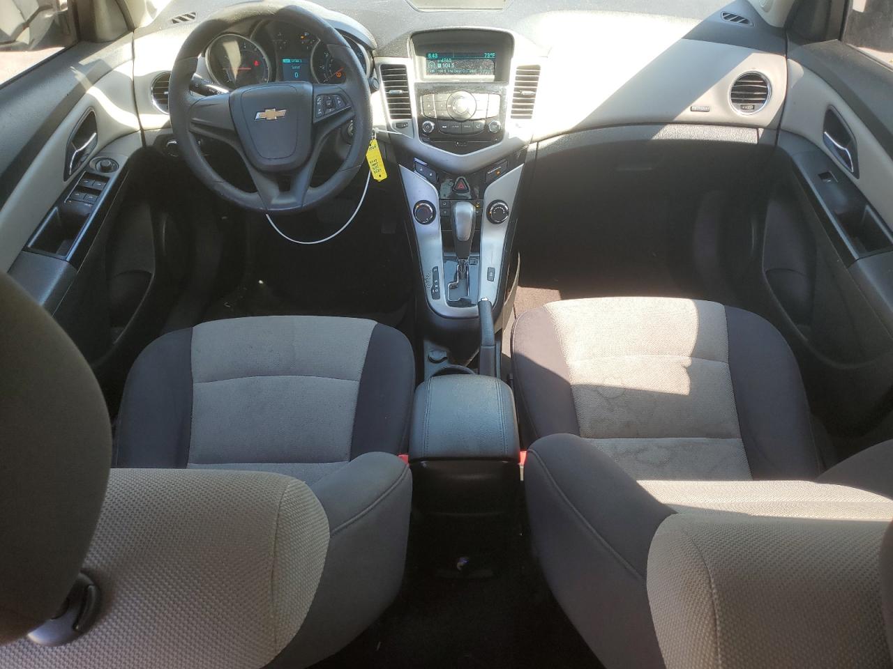 2014 Chevrolet Cruze - Image 8