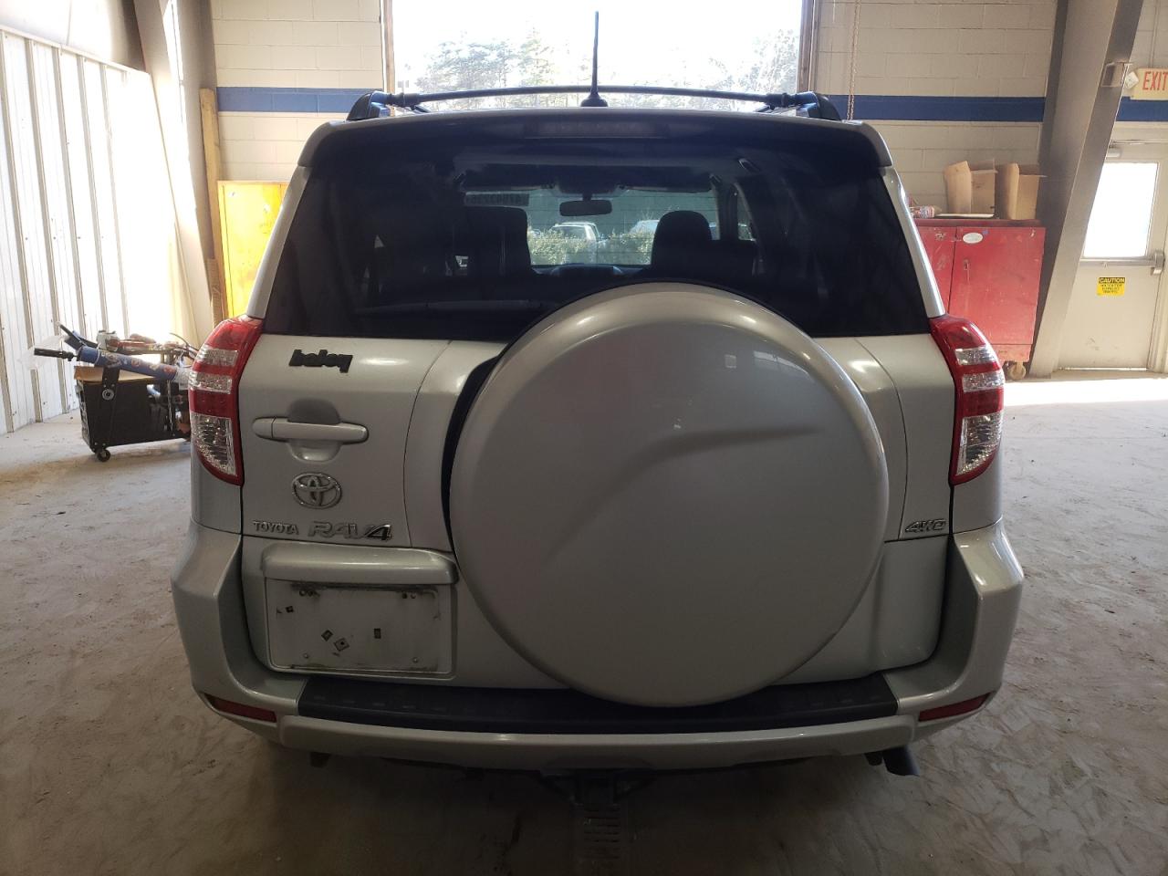 2009 Toyota RAV 4 - Image 6