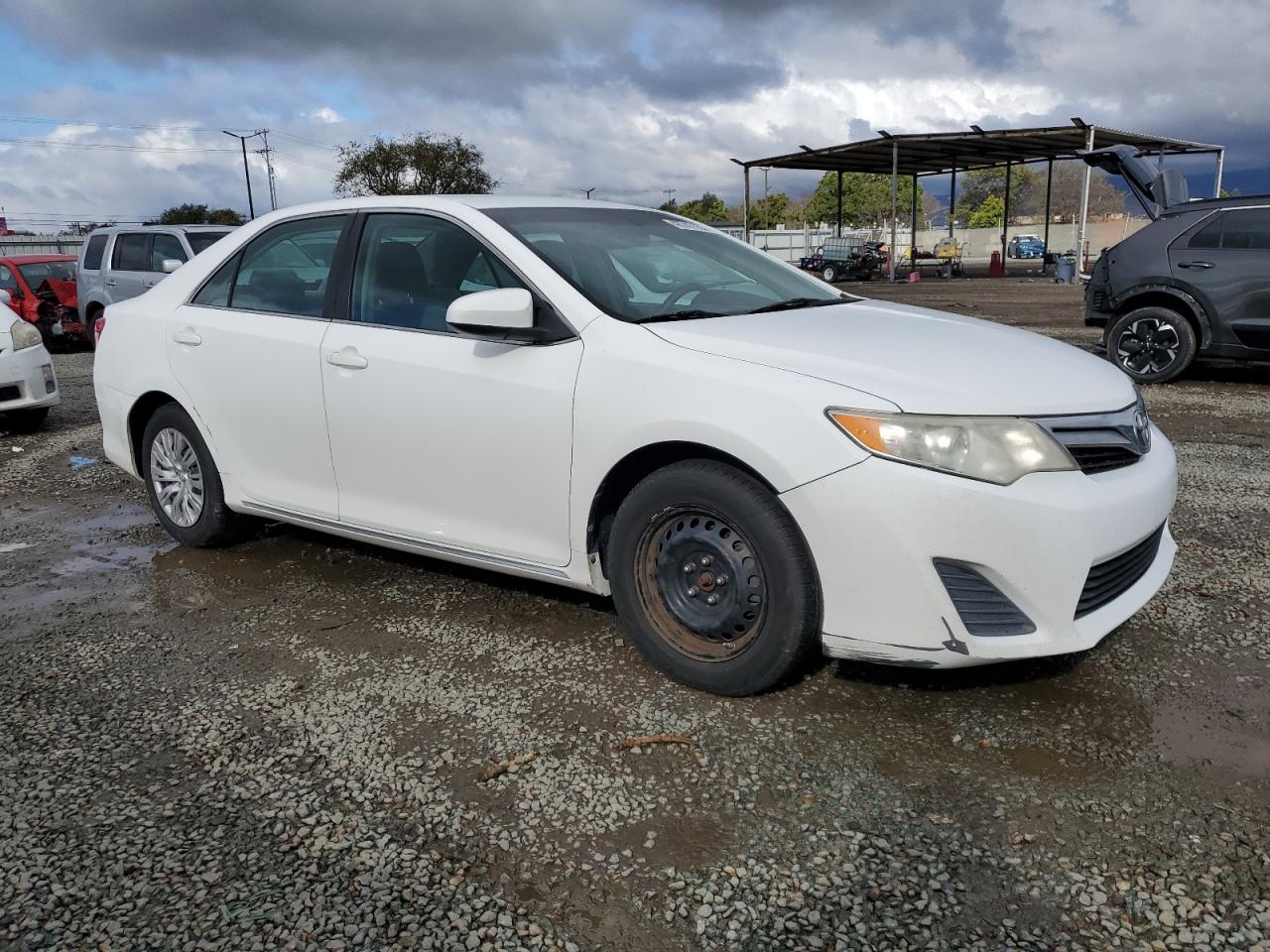 2013 Toyota Camry - Image 4