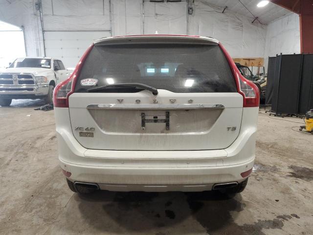  VOLVO XC60 2016 White