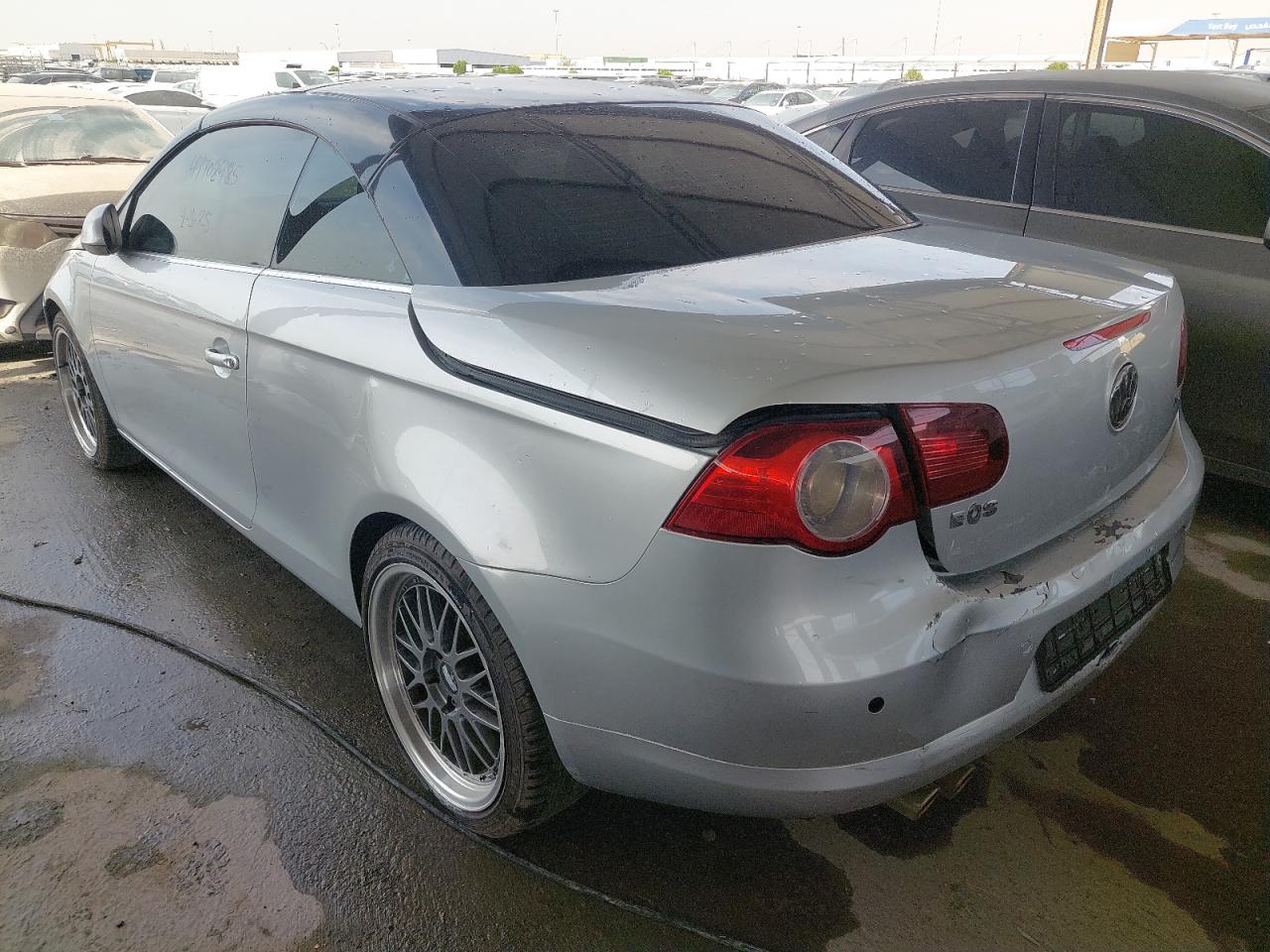 WVWAR21F98V007603 - 2008 Volkswagen EOS - #47708485