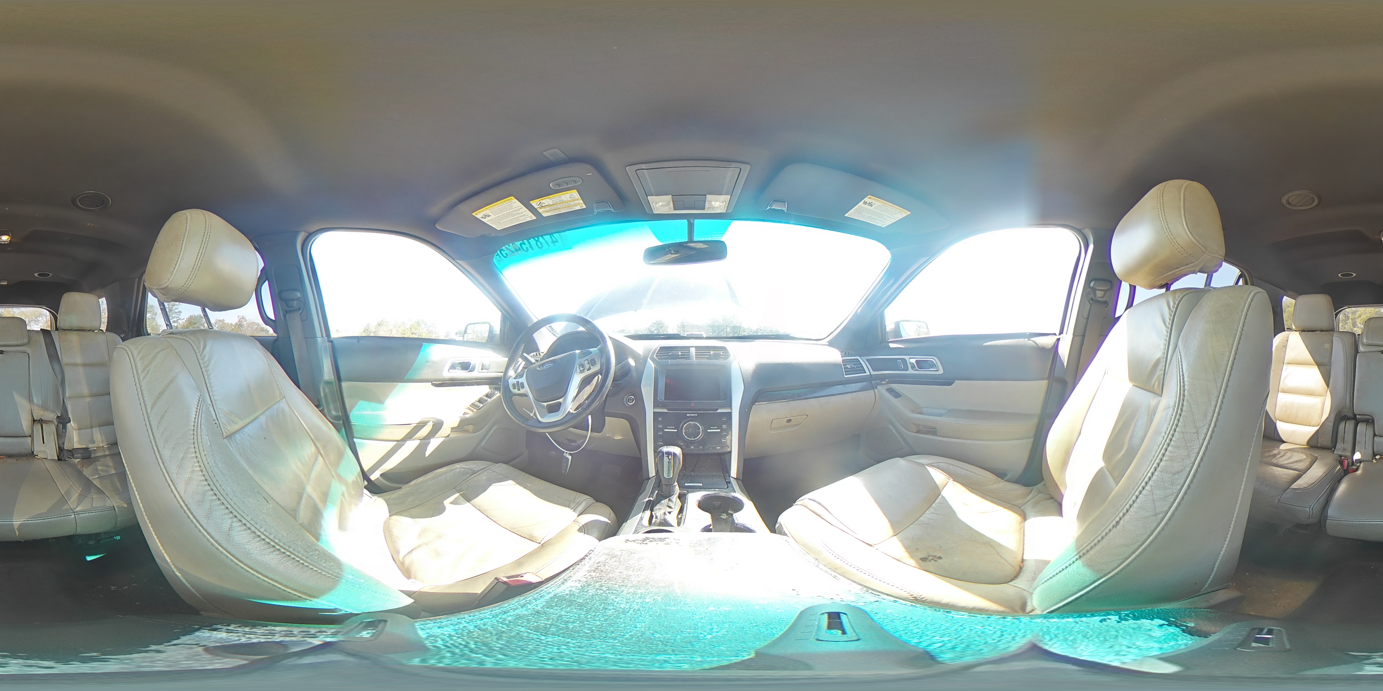 2014 Ford Explorer - Image 13