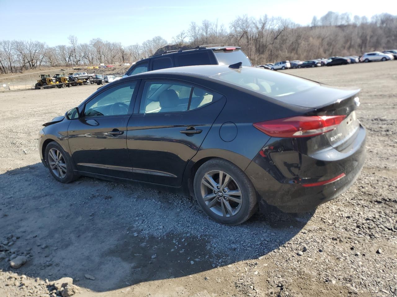 2017 Hyundai Elantra - Image 2
