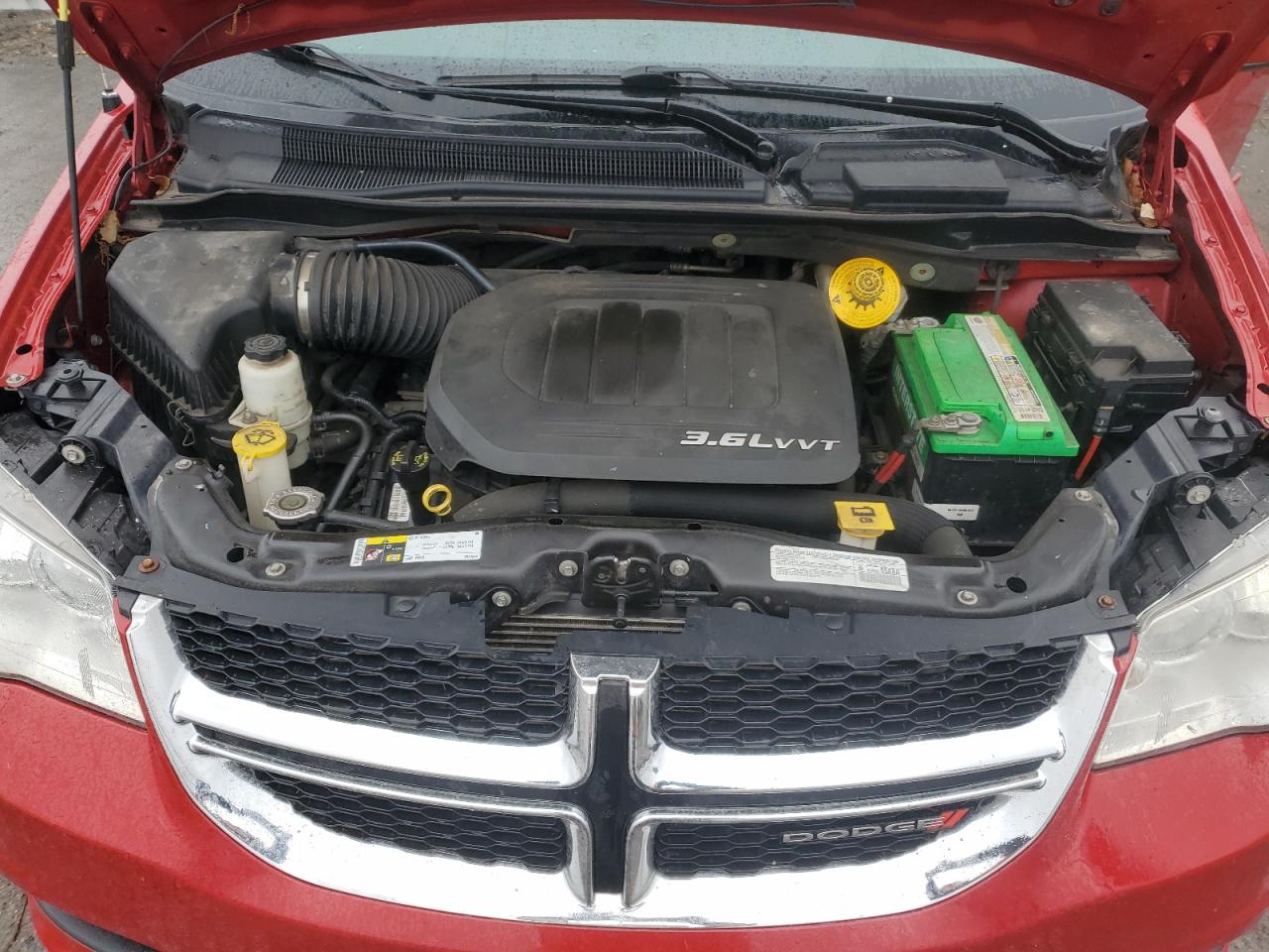 2014 Dodge Caravan - Image 12