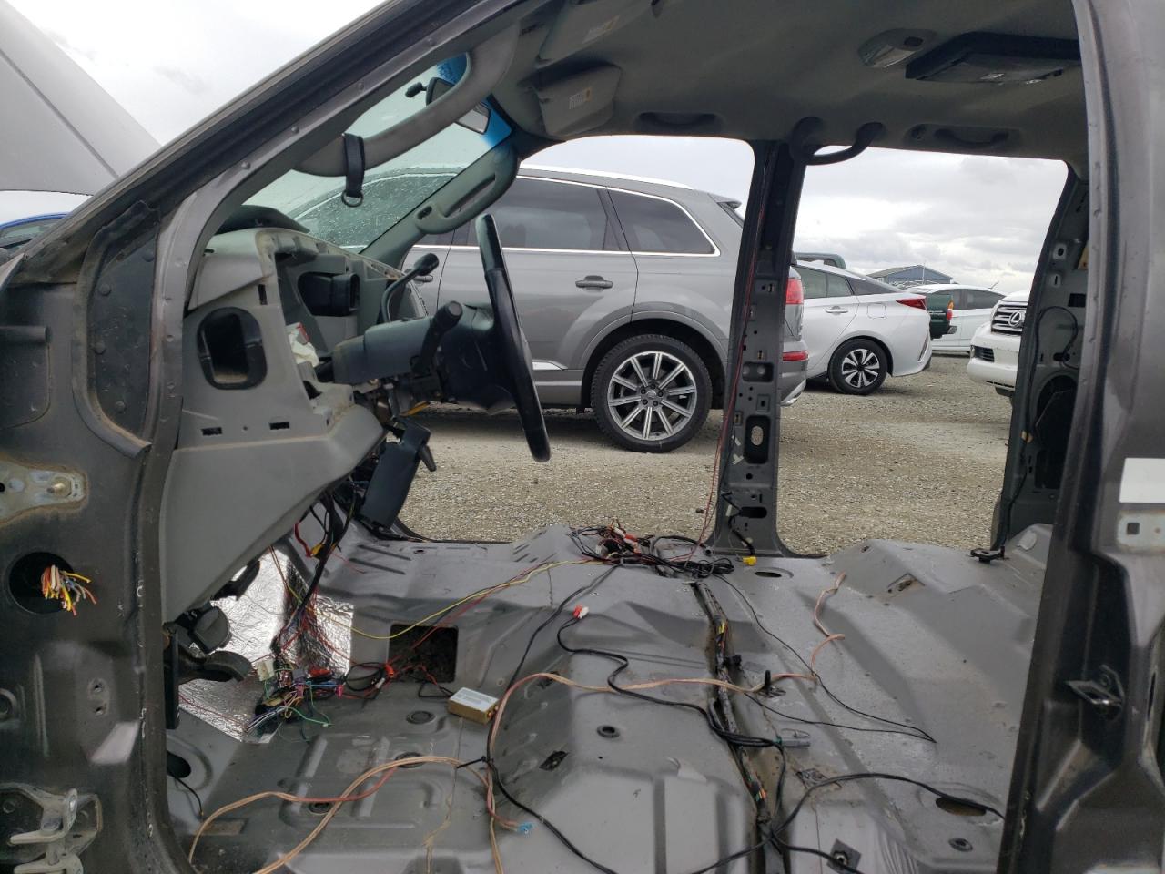 2004 Ford F250 - Image 7