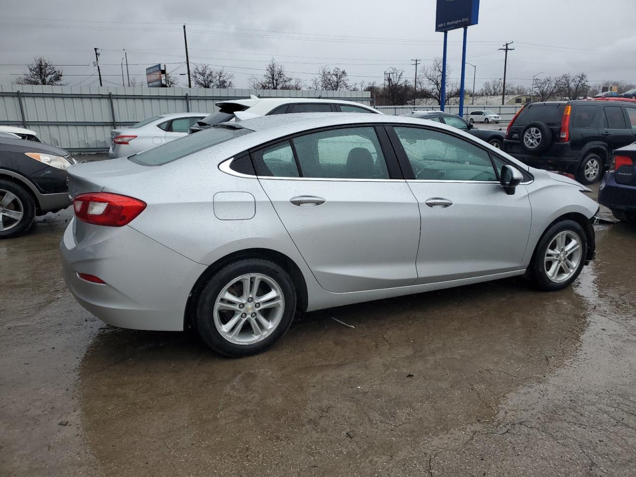 2016 Chevrolet Cruze - Image 3