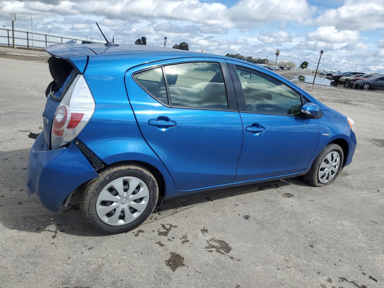 2014 Toyota Prius - Image 3