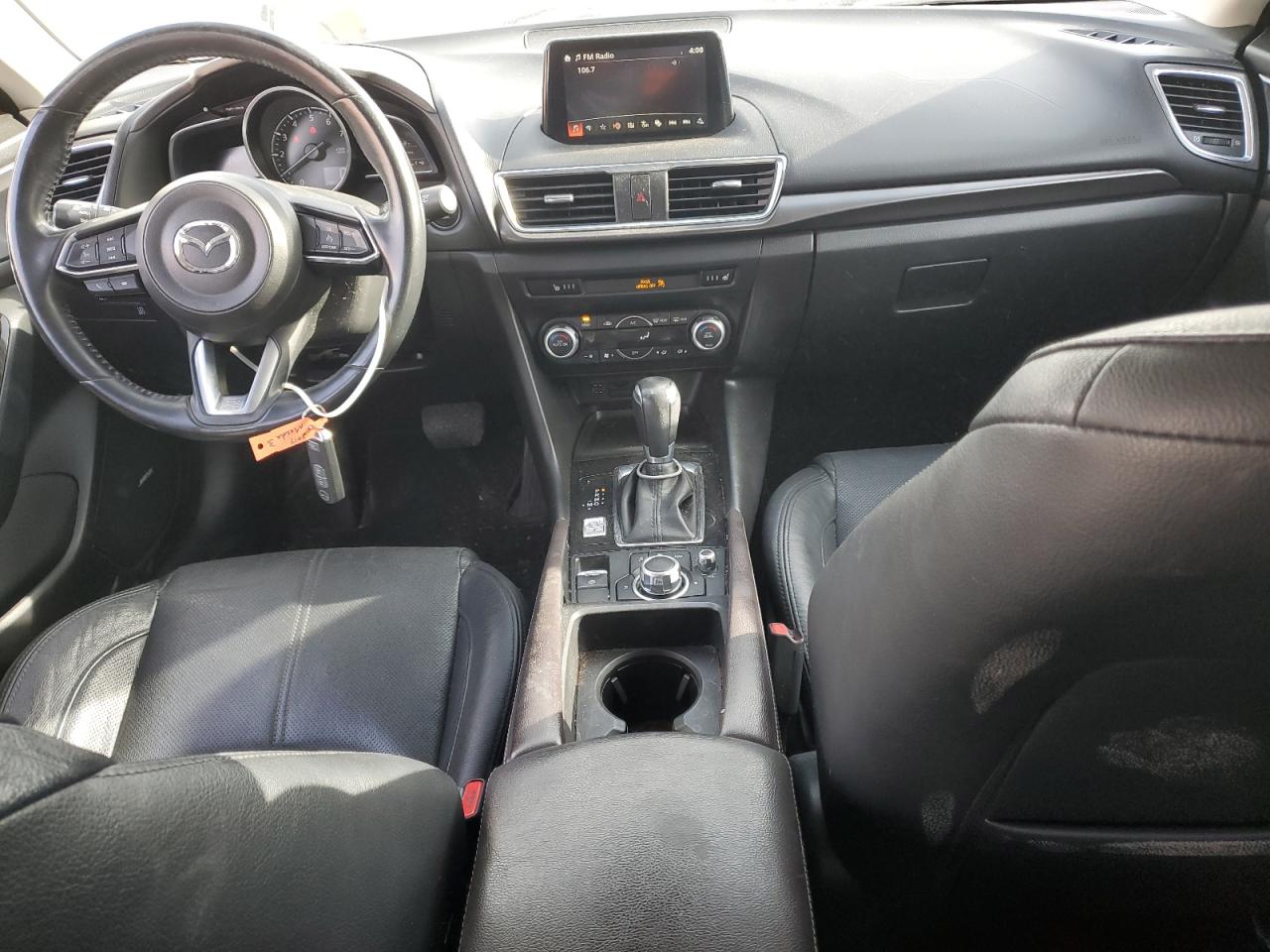 2017 Mazda 3 - Image 8