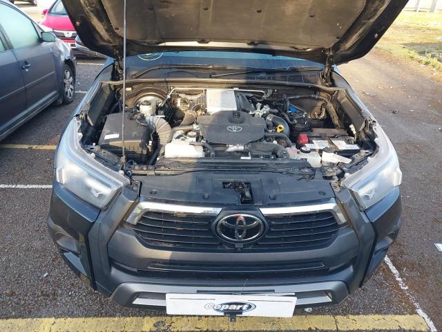 2024 TOYOTA HILUX INVI