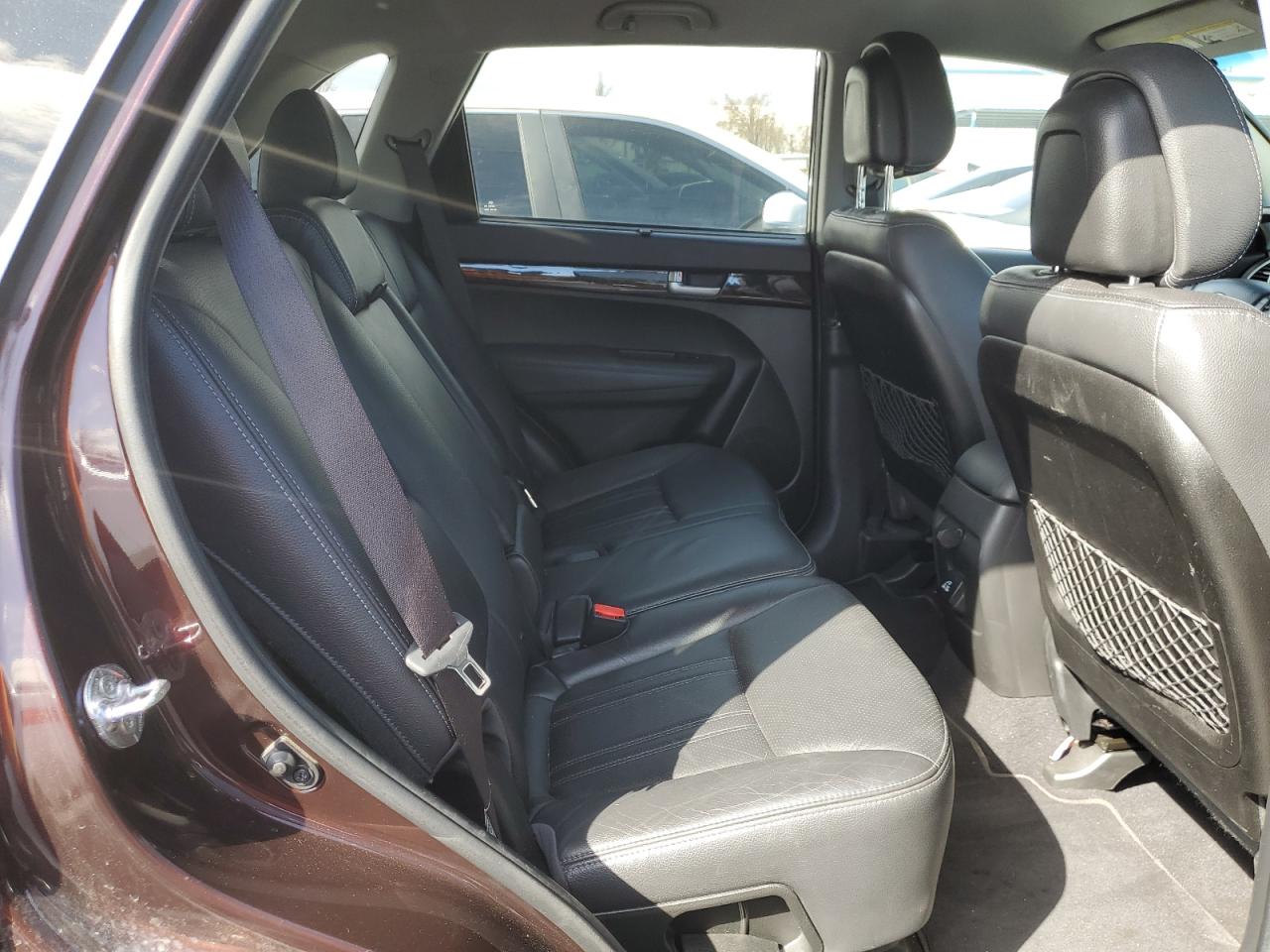 2014 Kia Sorento - Image 11
