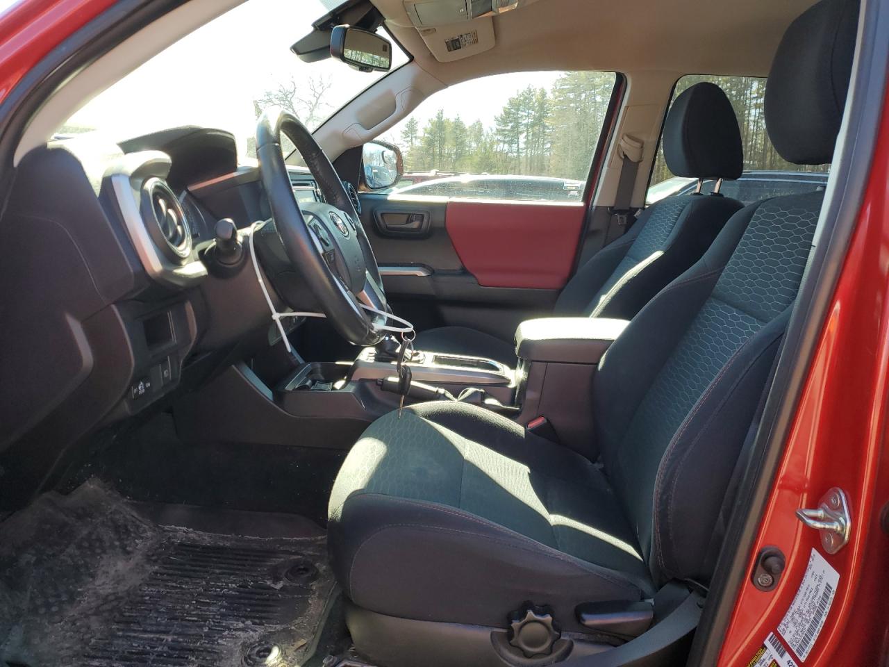 2018 Toyota Tacoma - Image 7