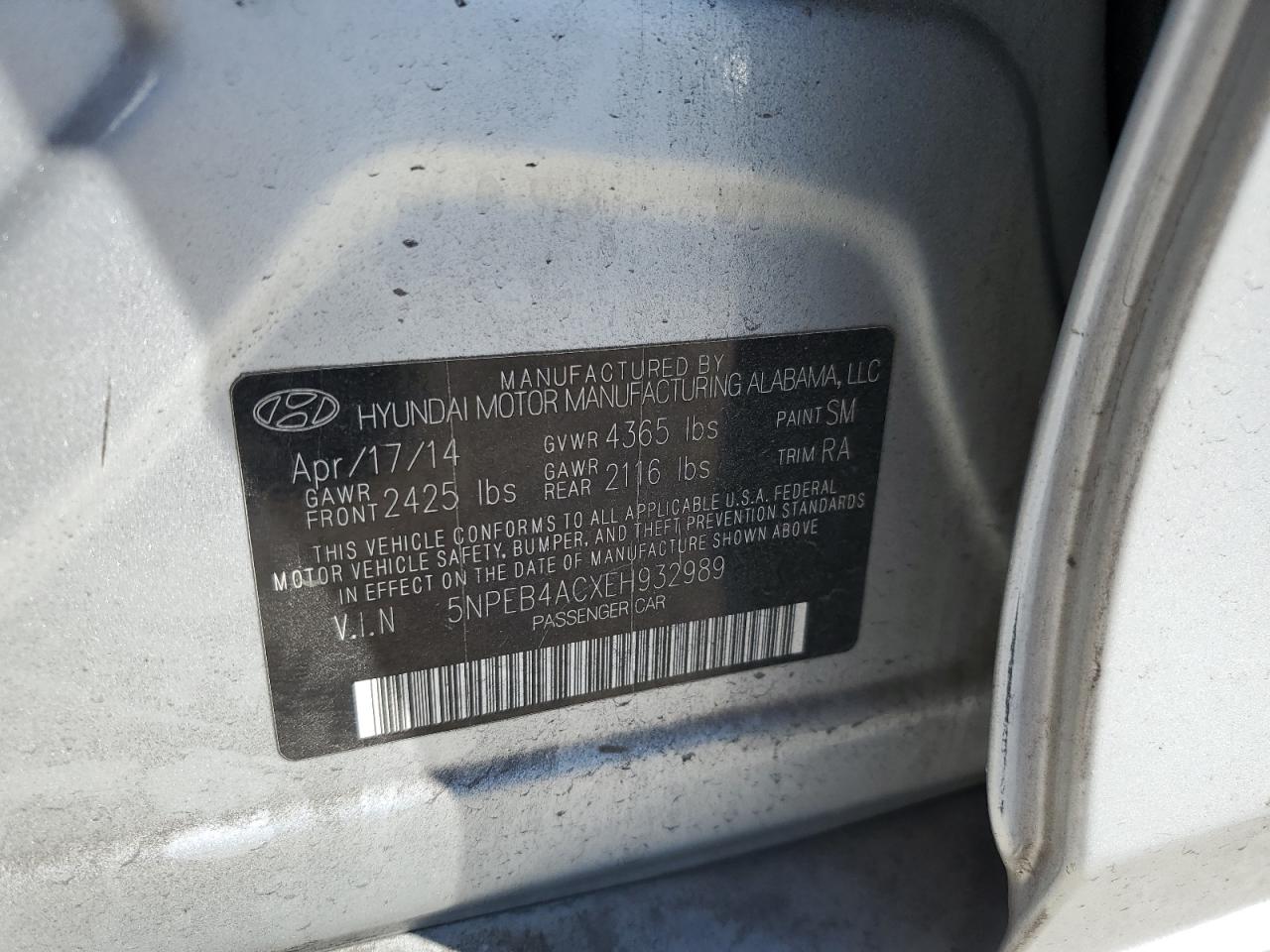 2014 Hyundai Sonata - Image 12