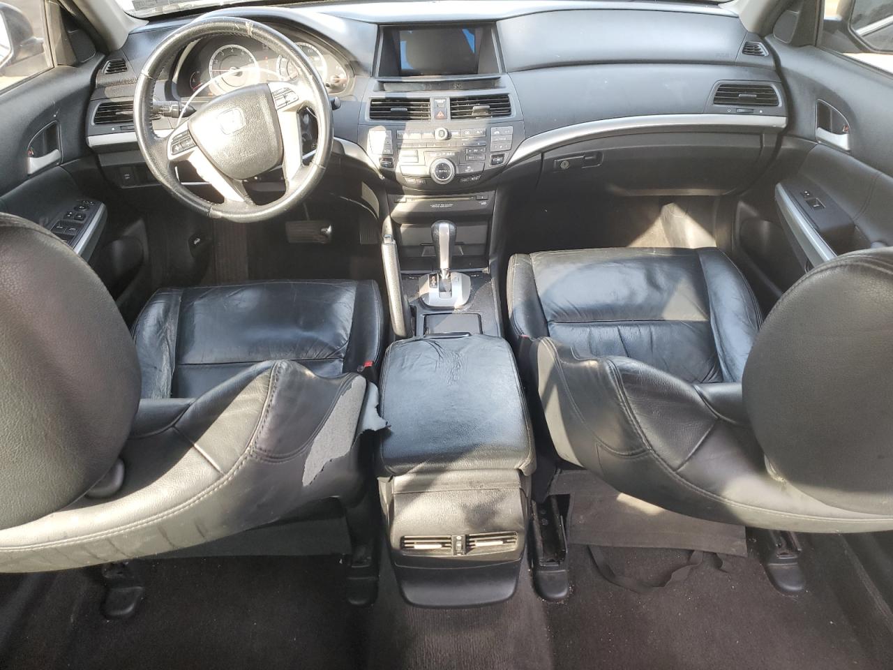 2010 Honda Accord - Image 8