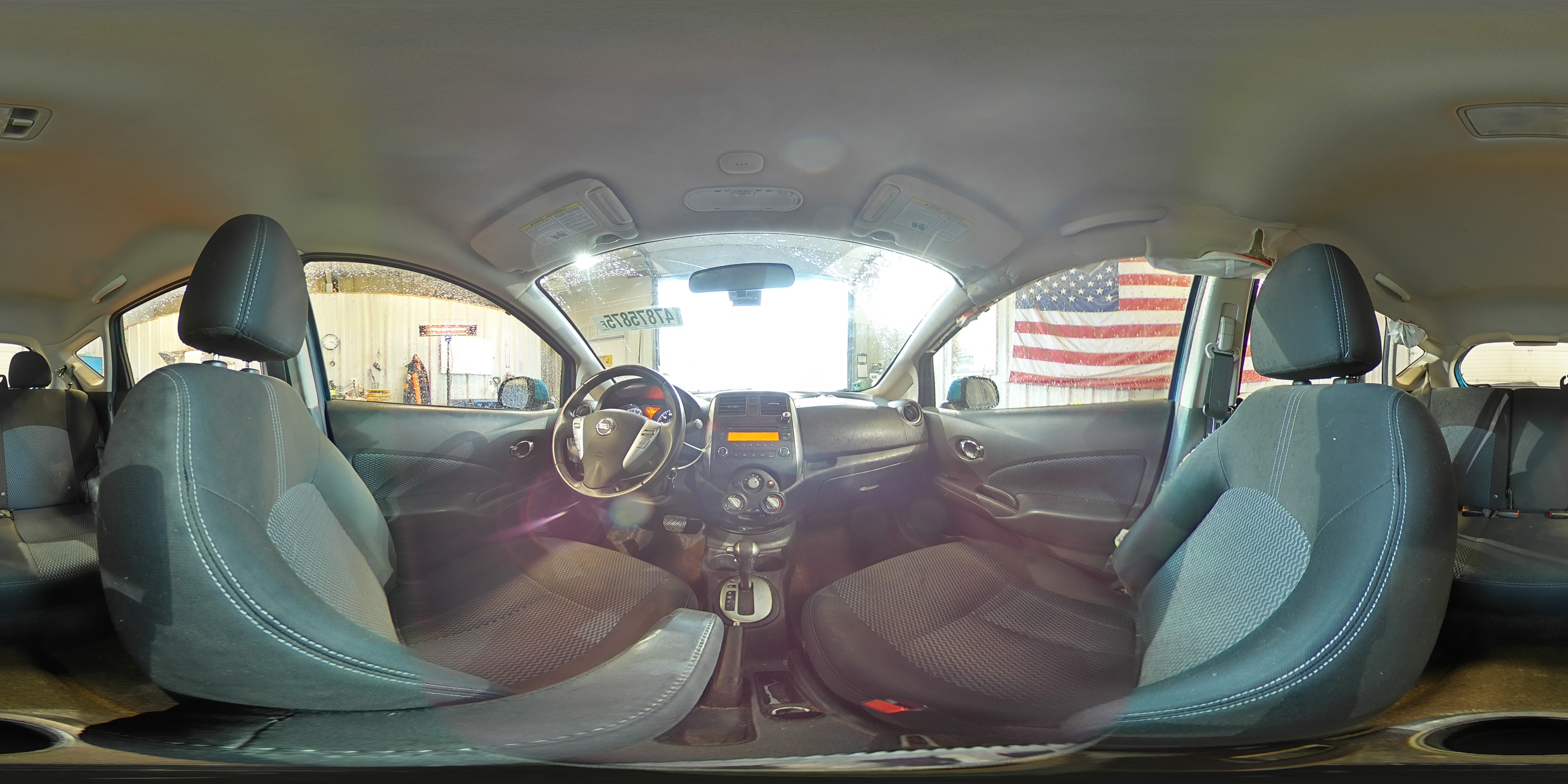 2014 Nissan Versa - Image 12