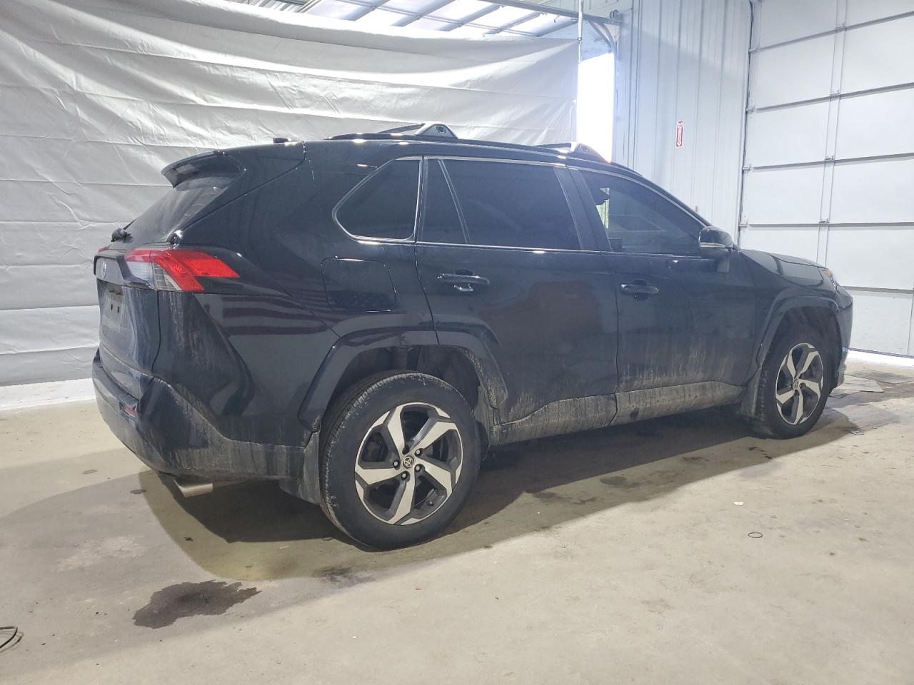 2021 Toyota RAV 4 - Image 3