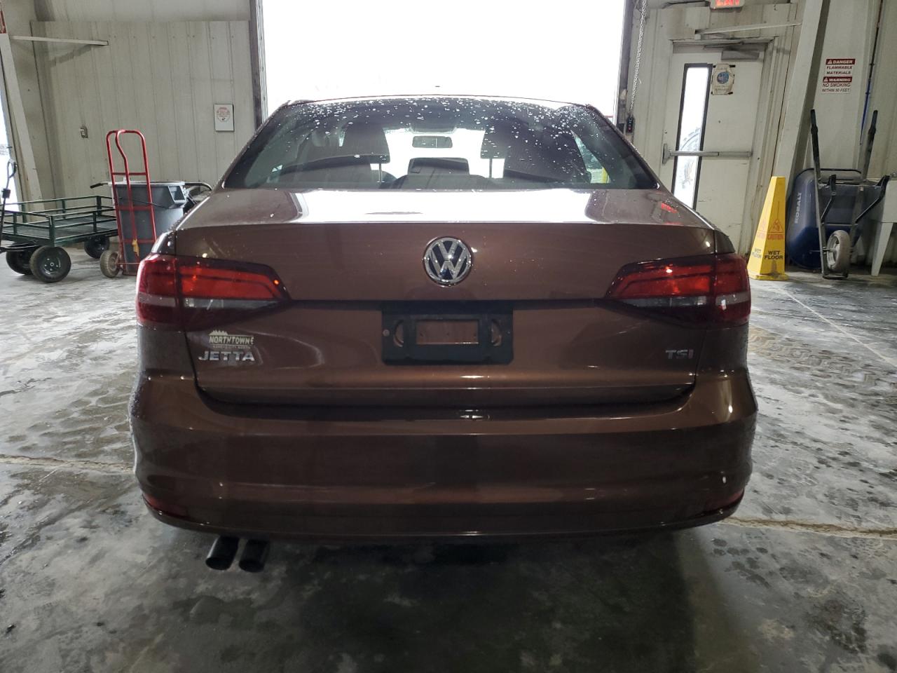 2017 Volkswagen Jetta - Image 6
