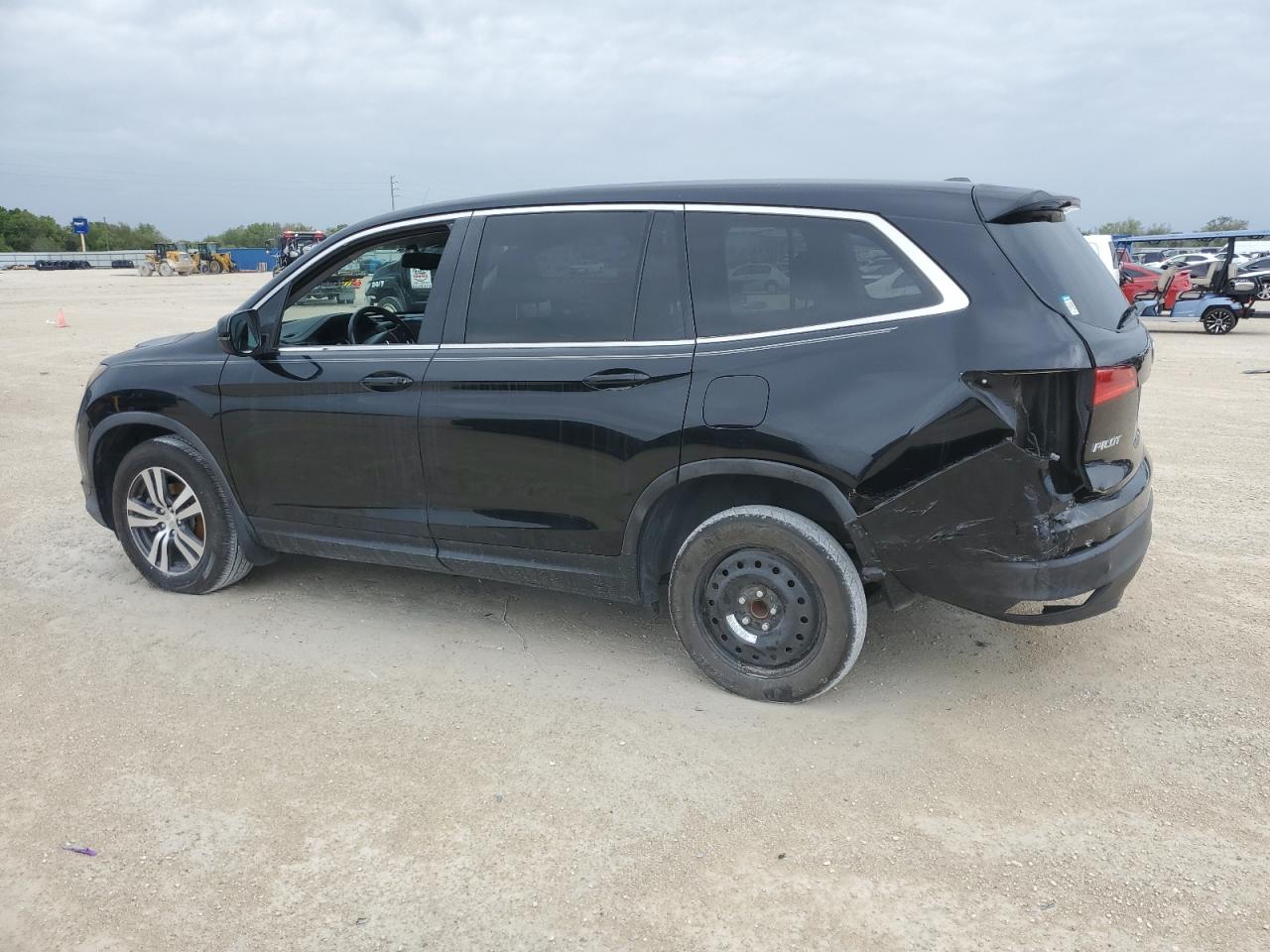 2016 Honda Pilot - Image 2
