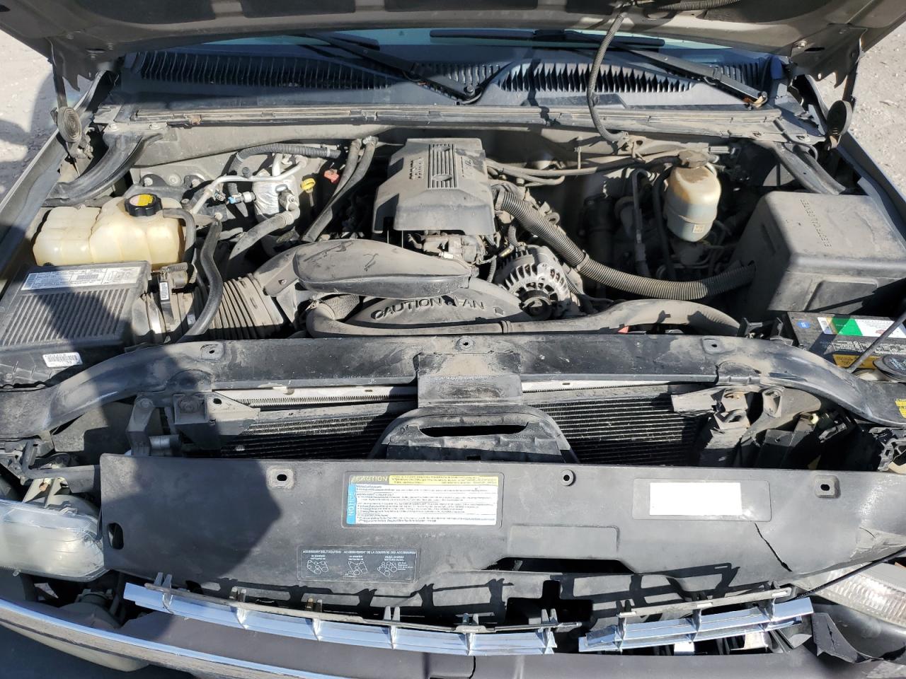 2000 Chevrolet Silverado - Image 12