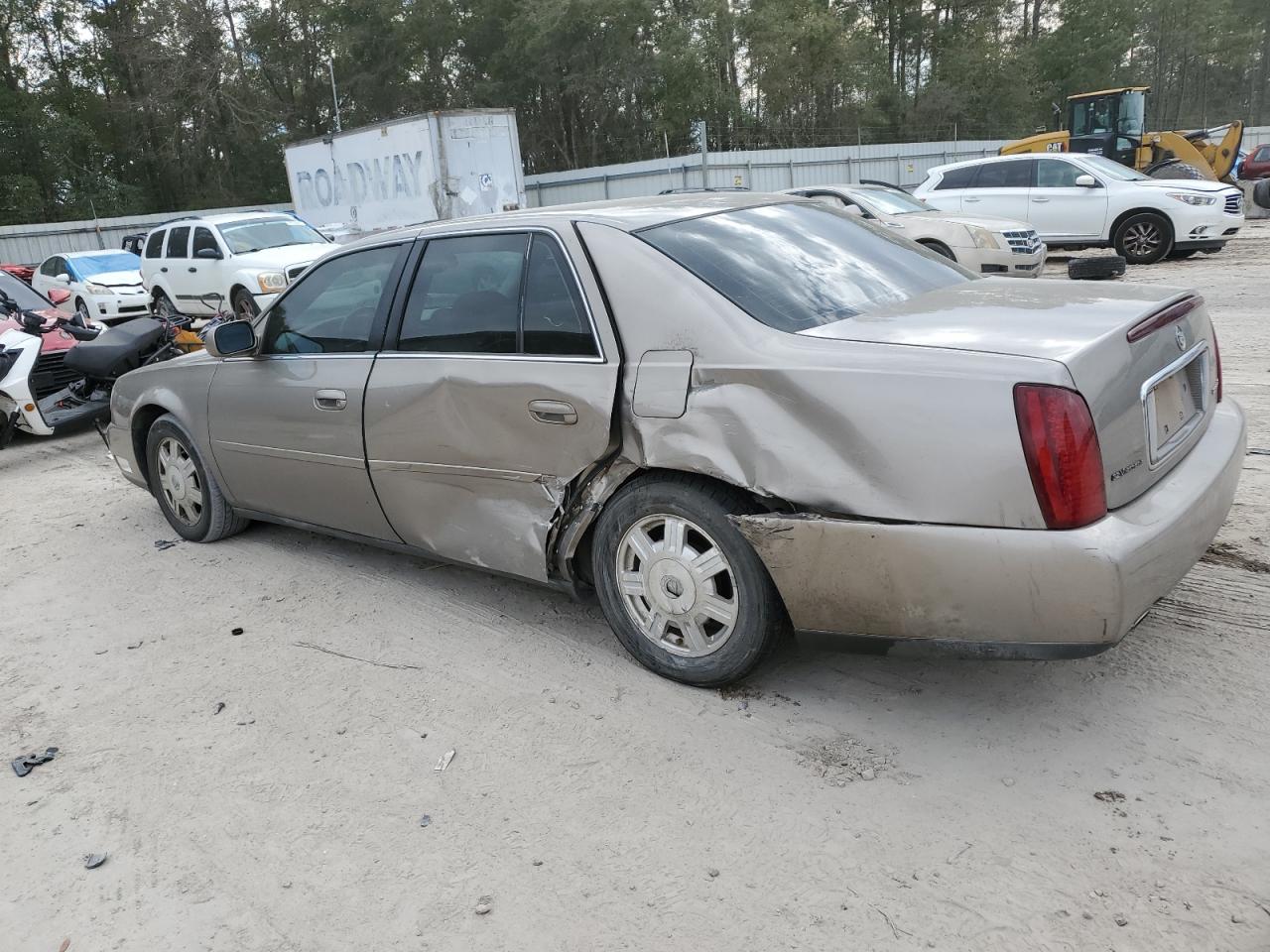 2003 Cadillac De Ville - Image 2