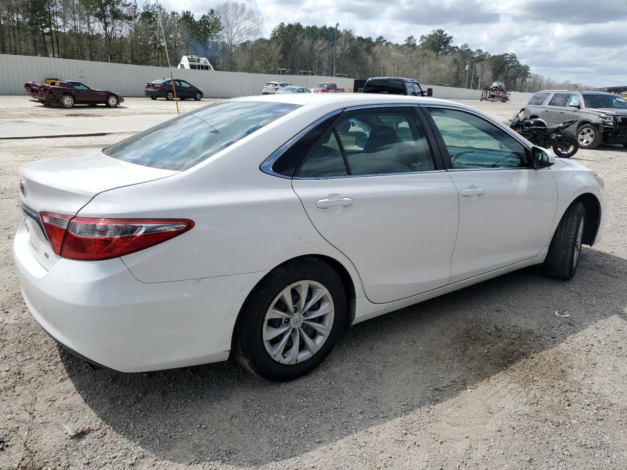 2015 Toyota Camry - Image 3