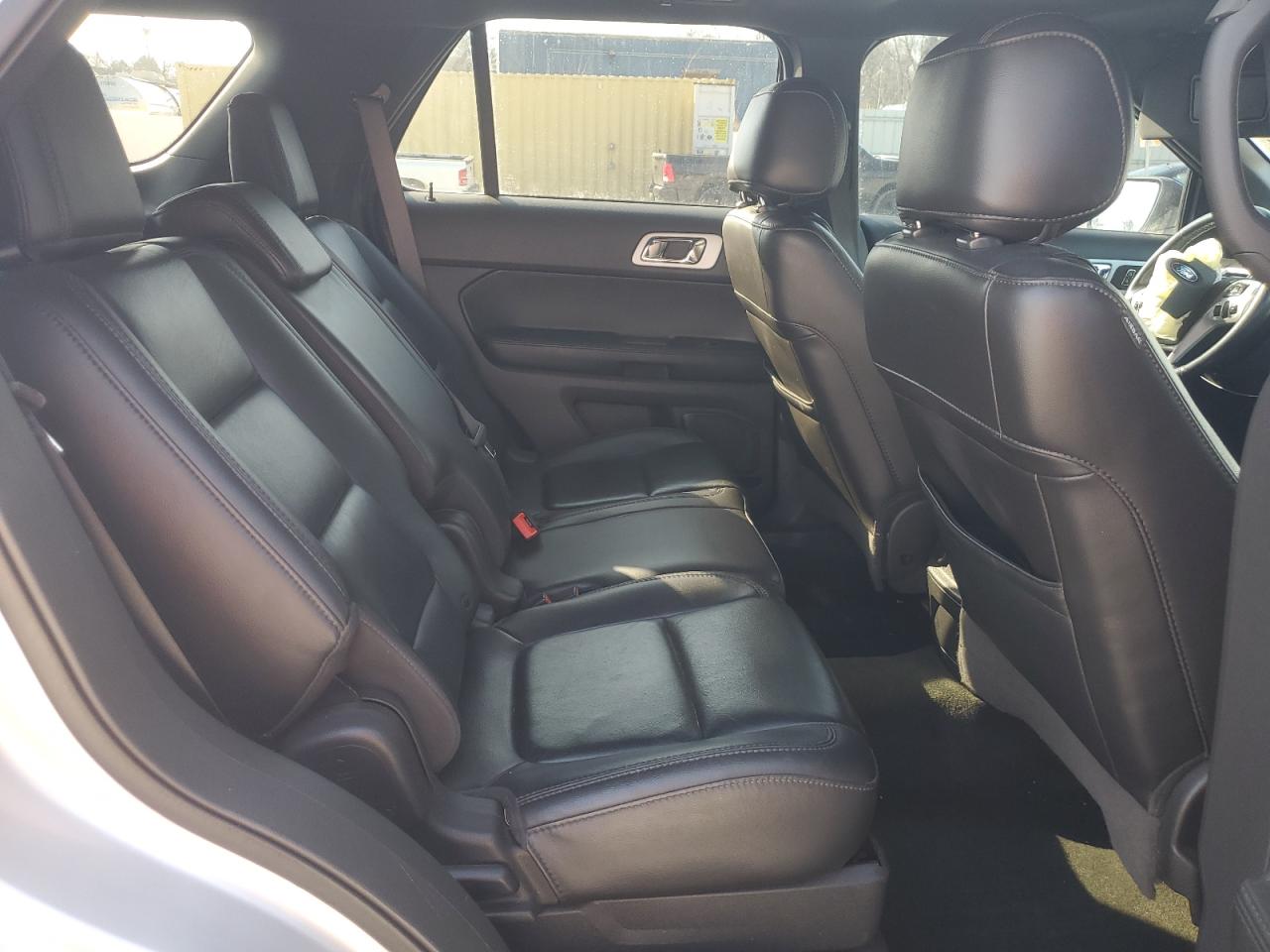 2013 Ford Explorer - Image 12
