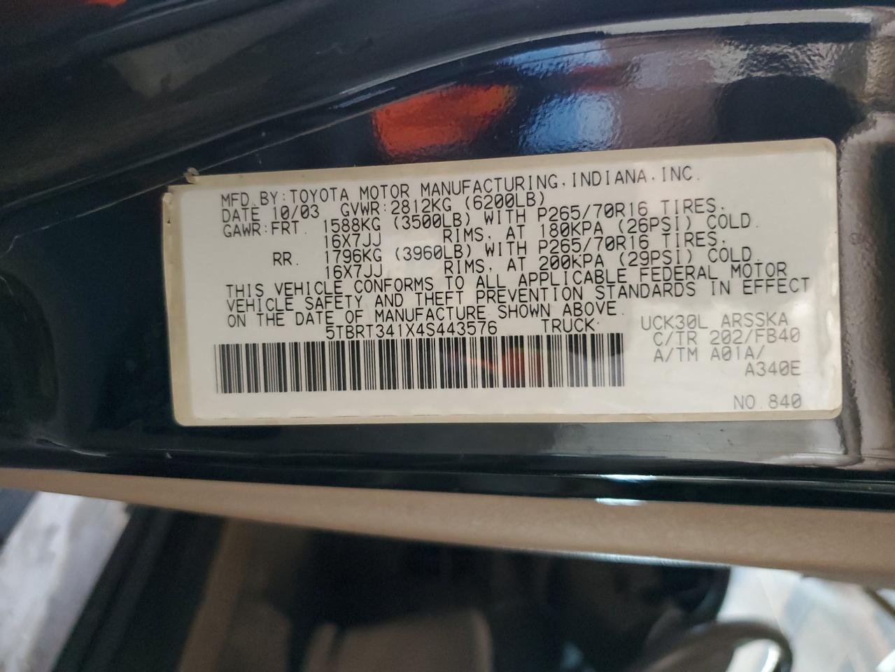 2004 Toyota Tundra - Image 12