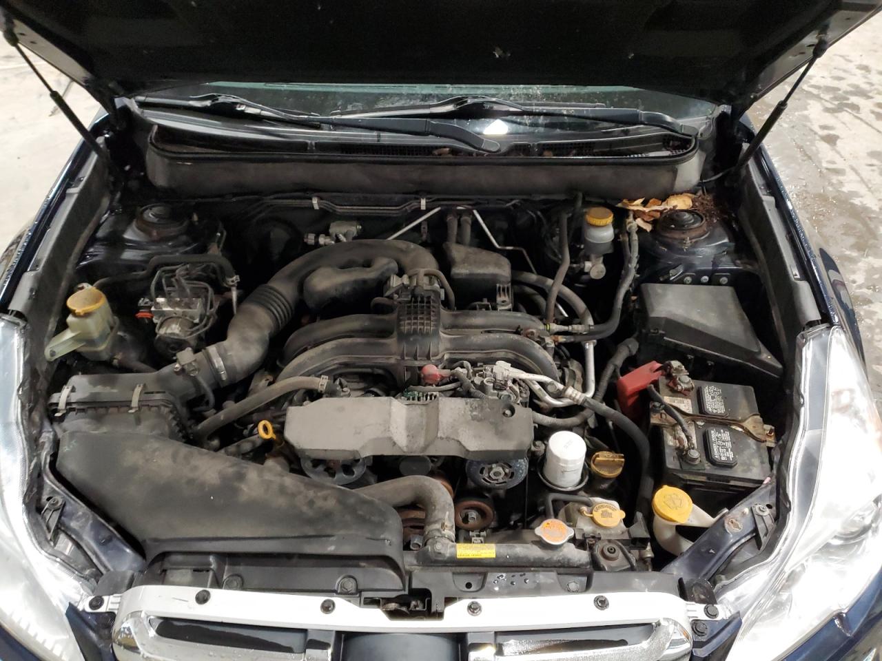 2014 Subaru Outback - Image 12