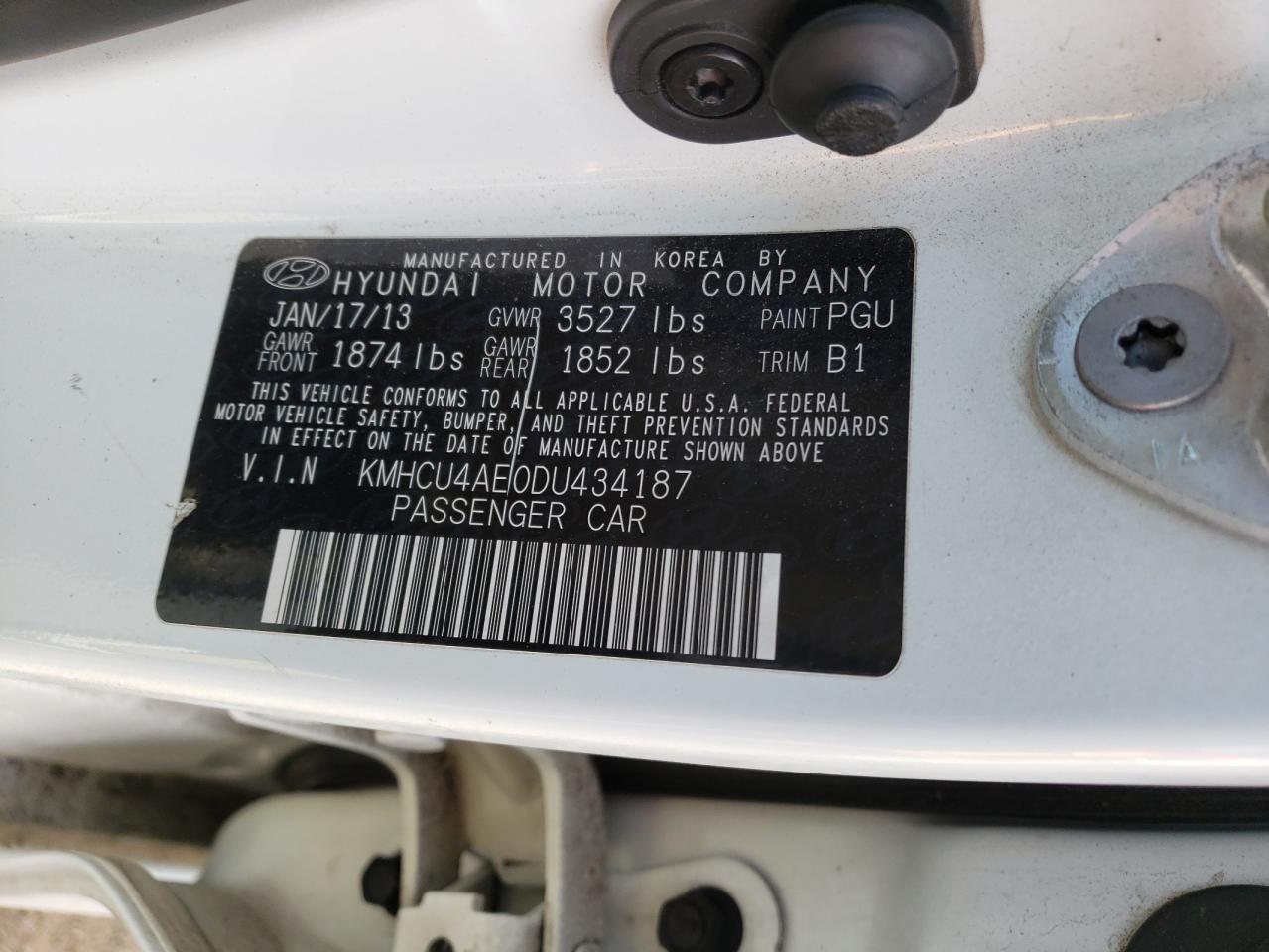 2013 Hyundai Accent - Image 12