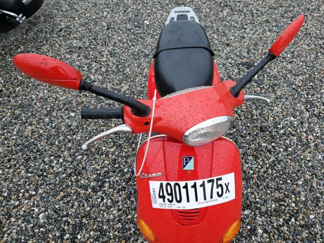 2002 VESPA M198F 