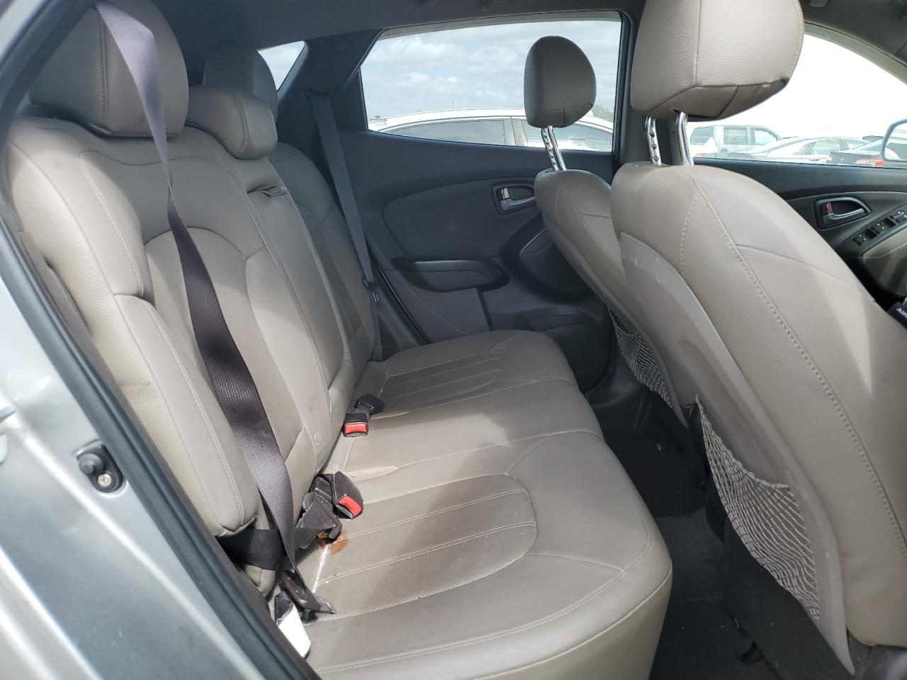2014 Hyundai Tucson - Image 11