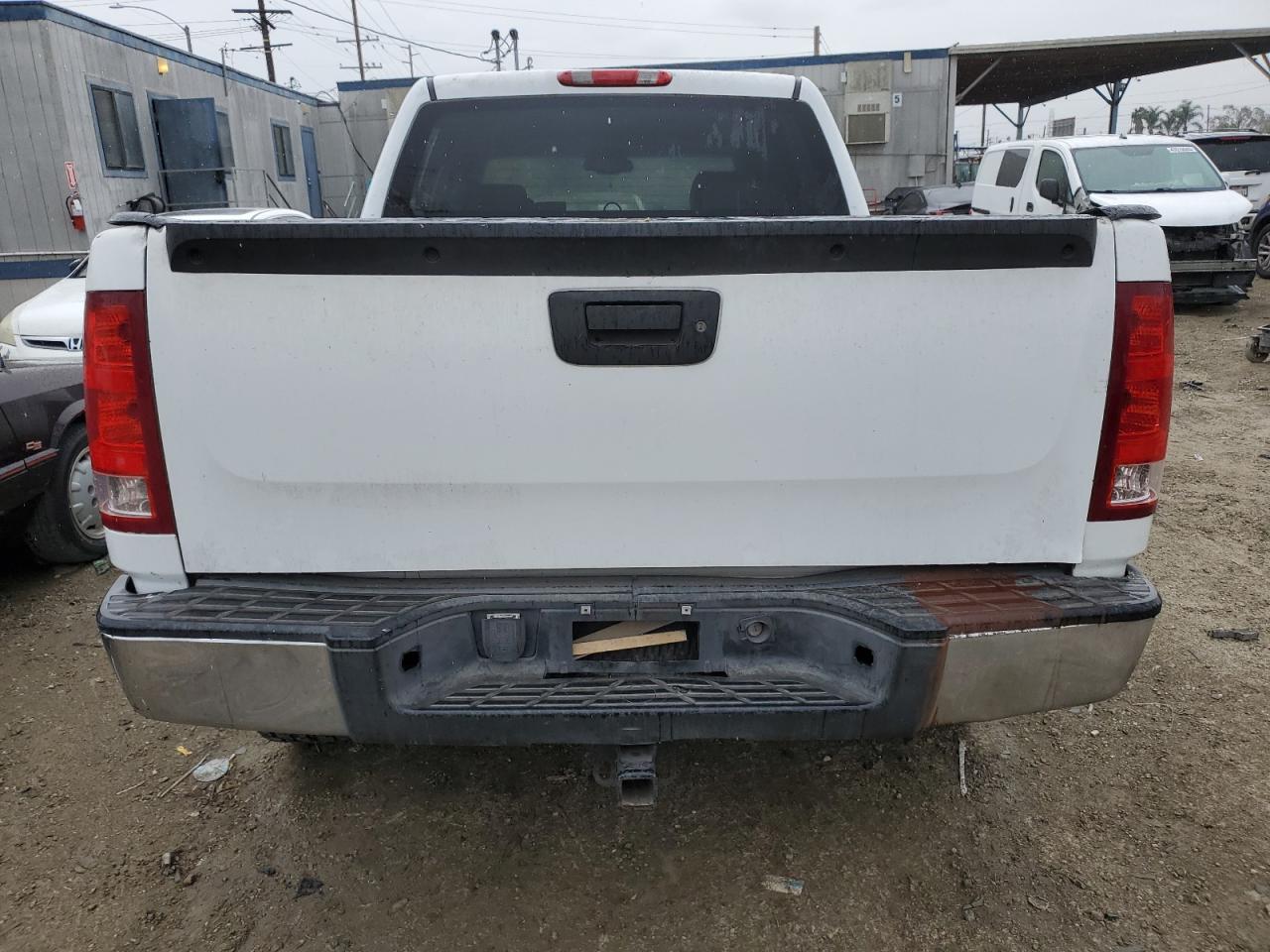 2008 GMC Sierra - Image 6