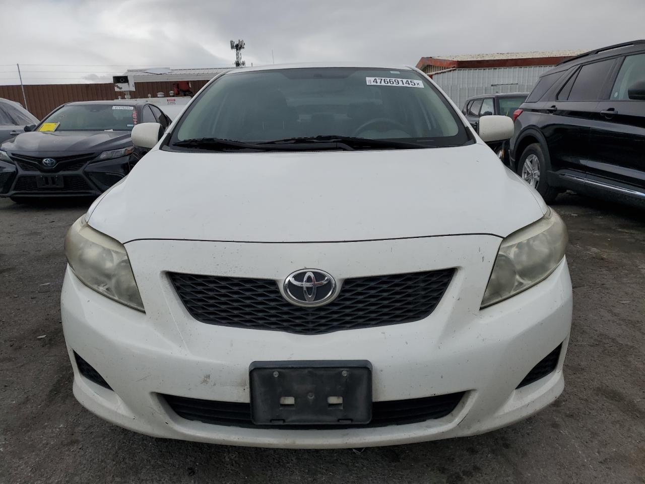 2009 Toyota Corolla - Image 5