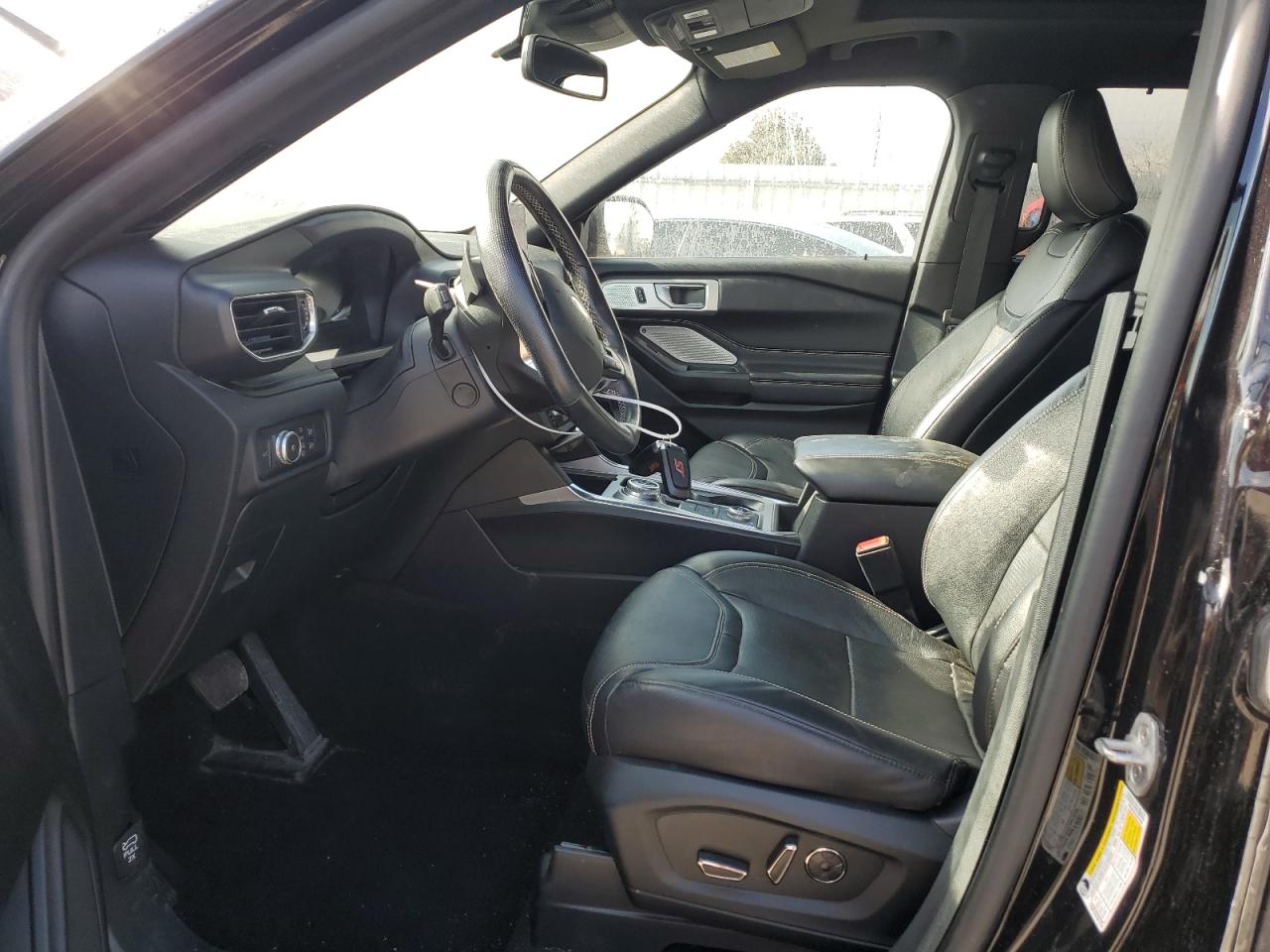 2020 Ford Explorer - Image 7