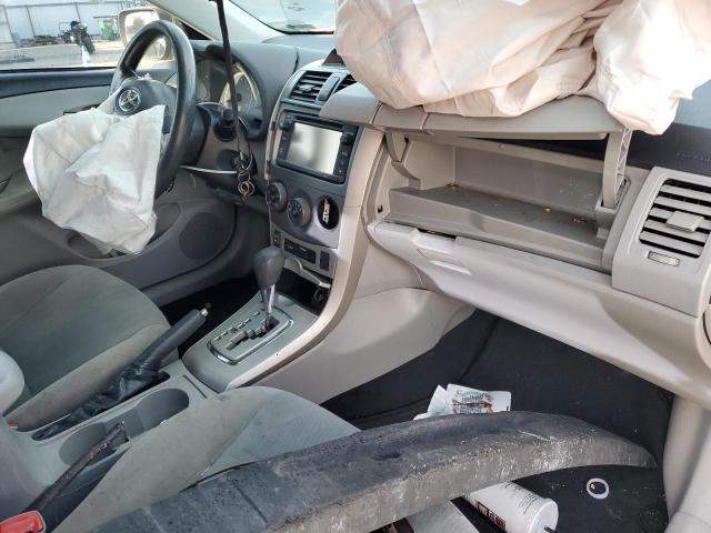  TOYOTA COROLLA 2013 Красный