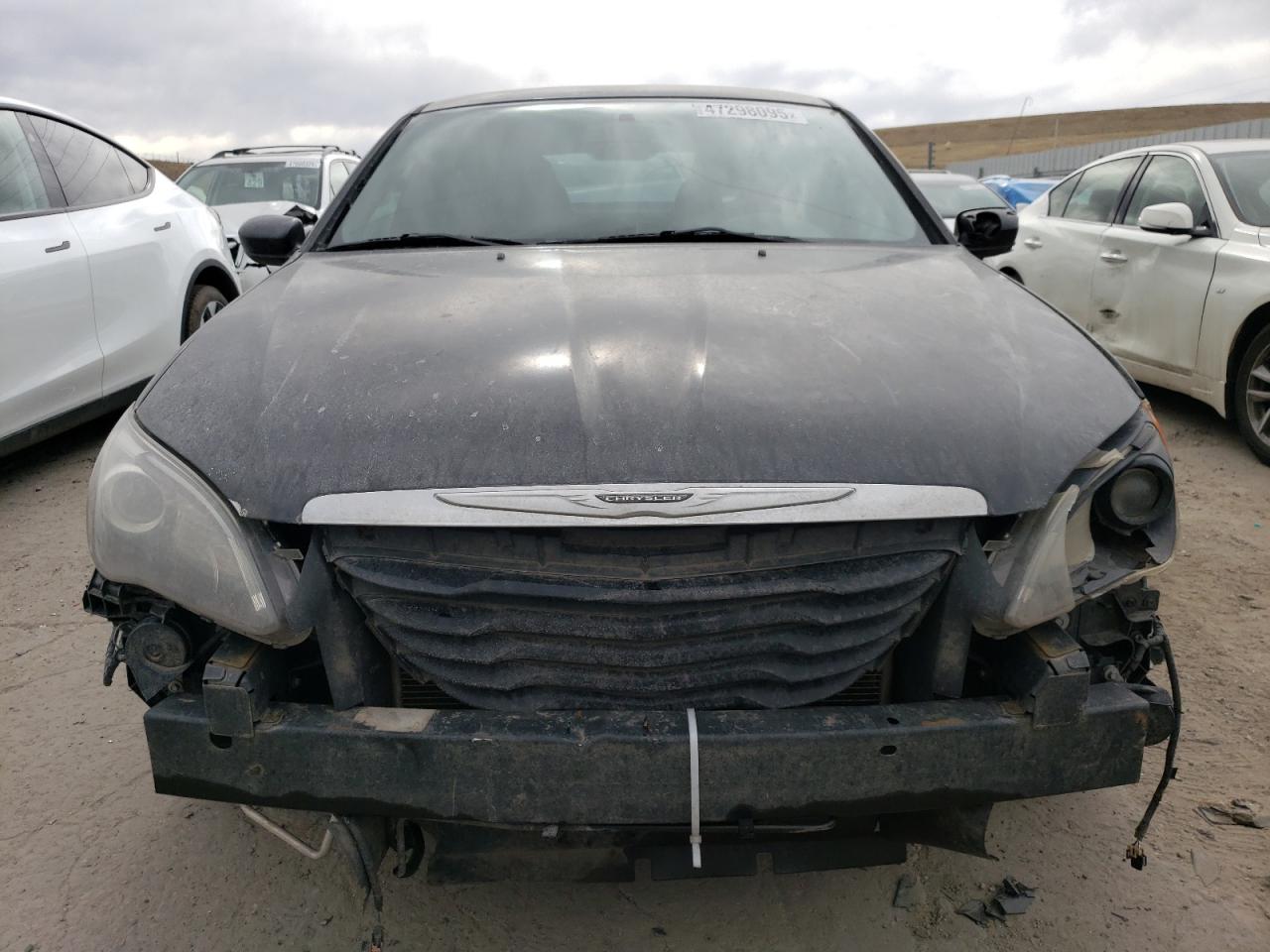 2013 Chrysler 200 - Image 5