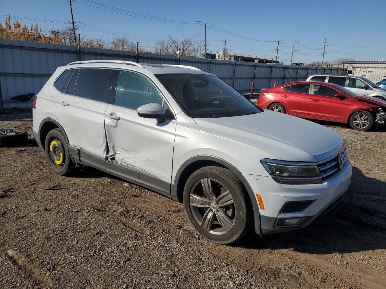 2018 Volkswagen Tiguan - Image 4