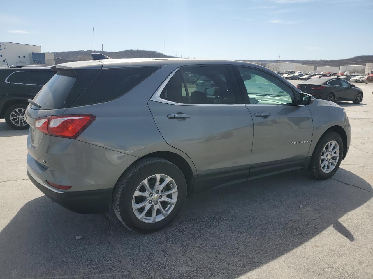 2018 Chevrolet Equinox - Image 3
