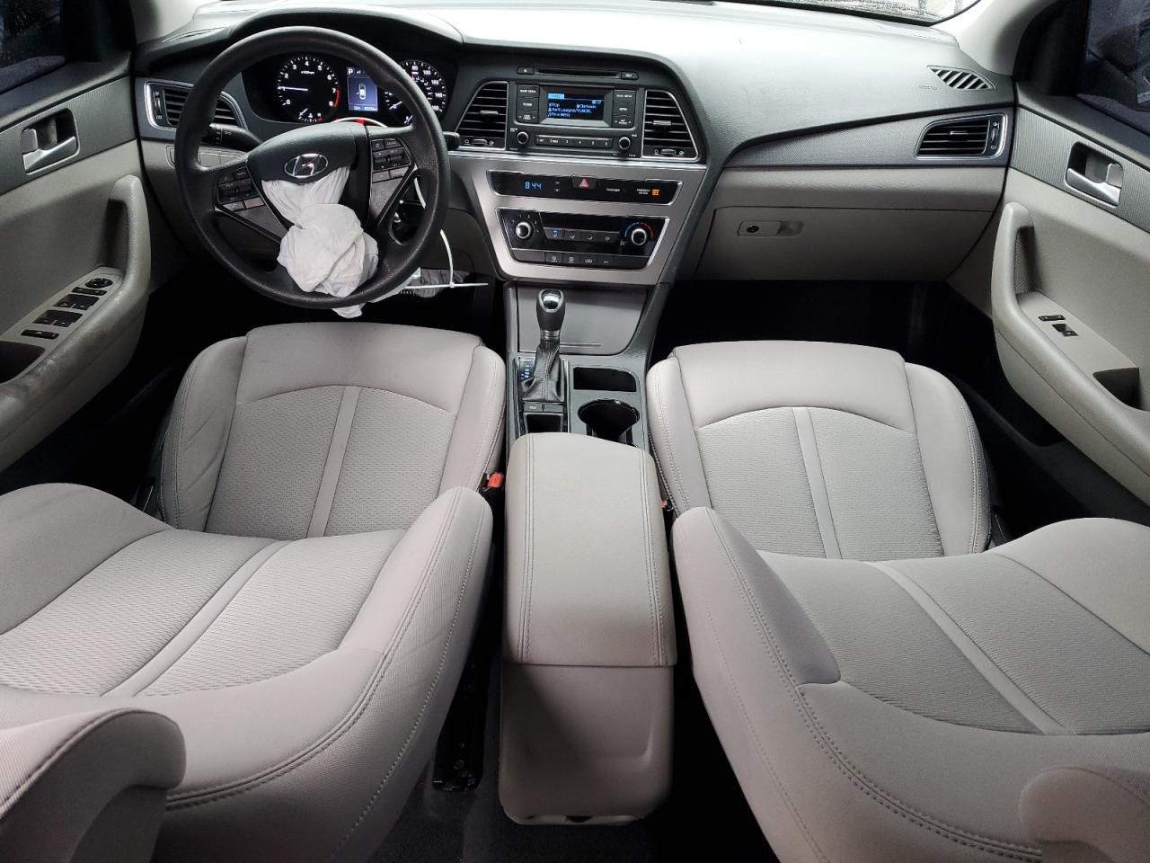 2015 Hyundai Sonata - Image 8