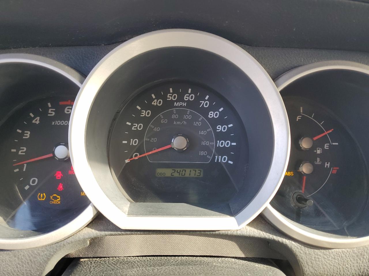 2006 Toyota 4Runner - Image 9