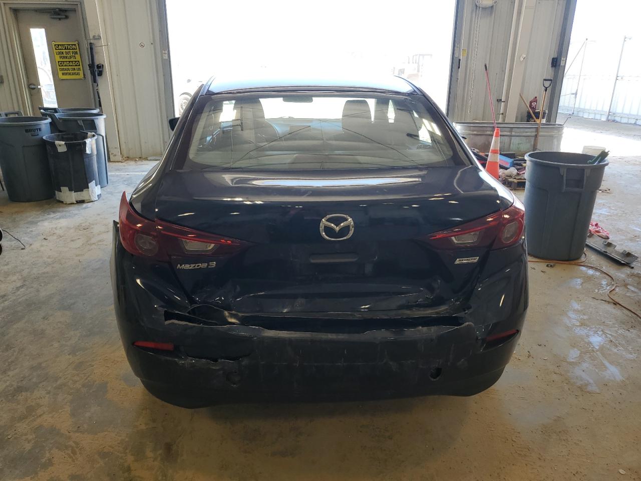 2014 Mazda 3 - Image 6