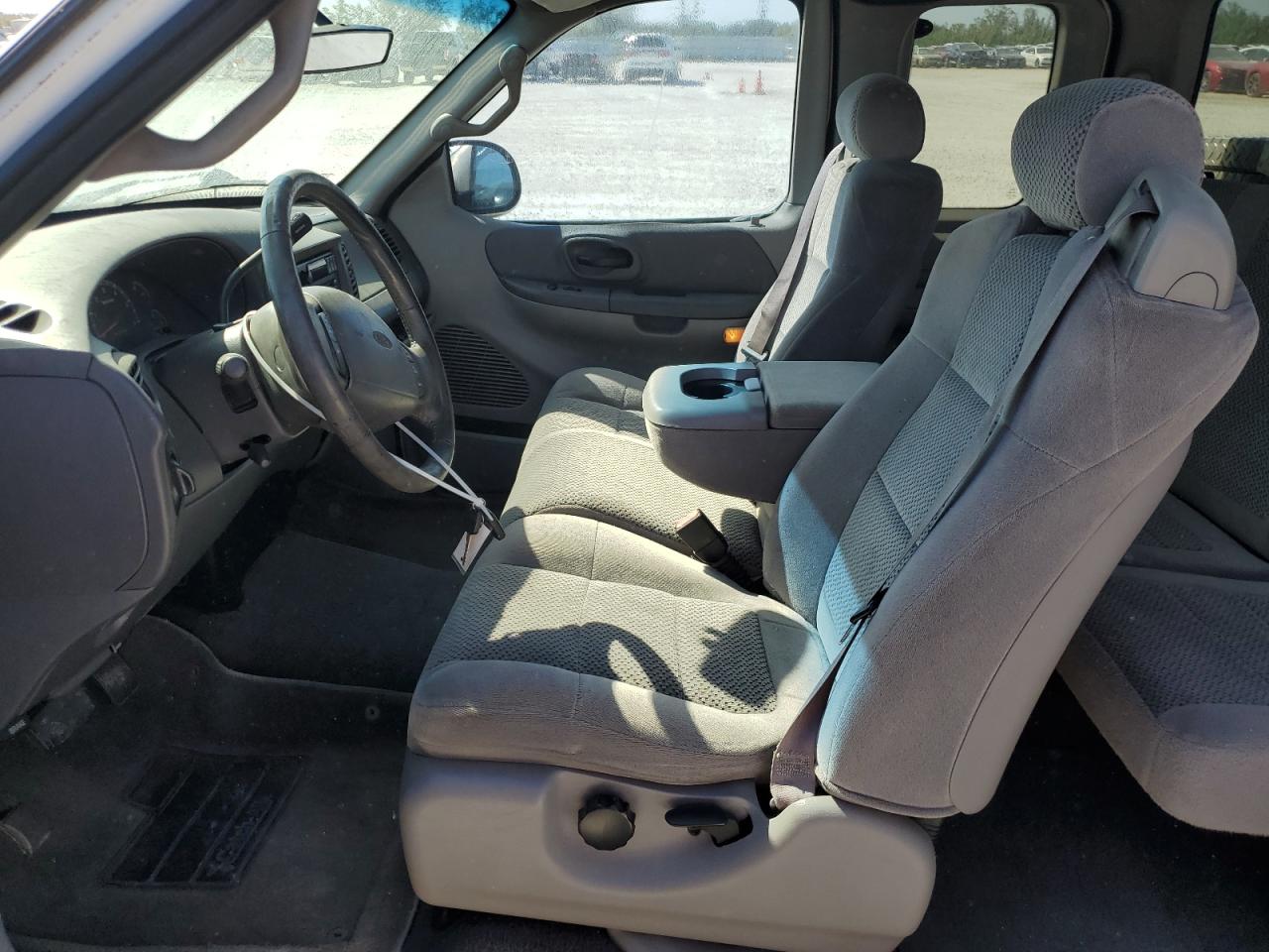 2001 Ford F-150 - Image 7