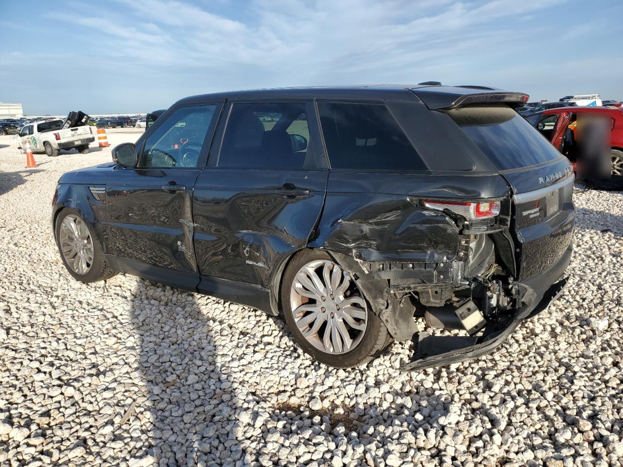 2015 Land Rover Range Rover - Image 2