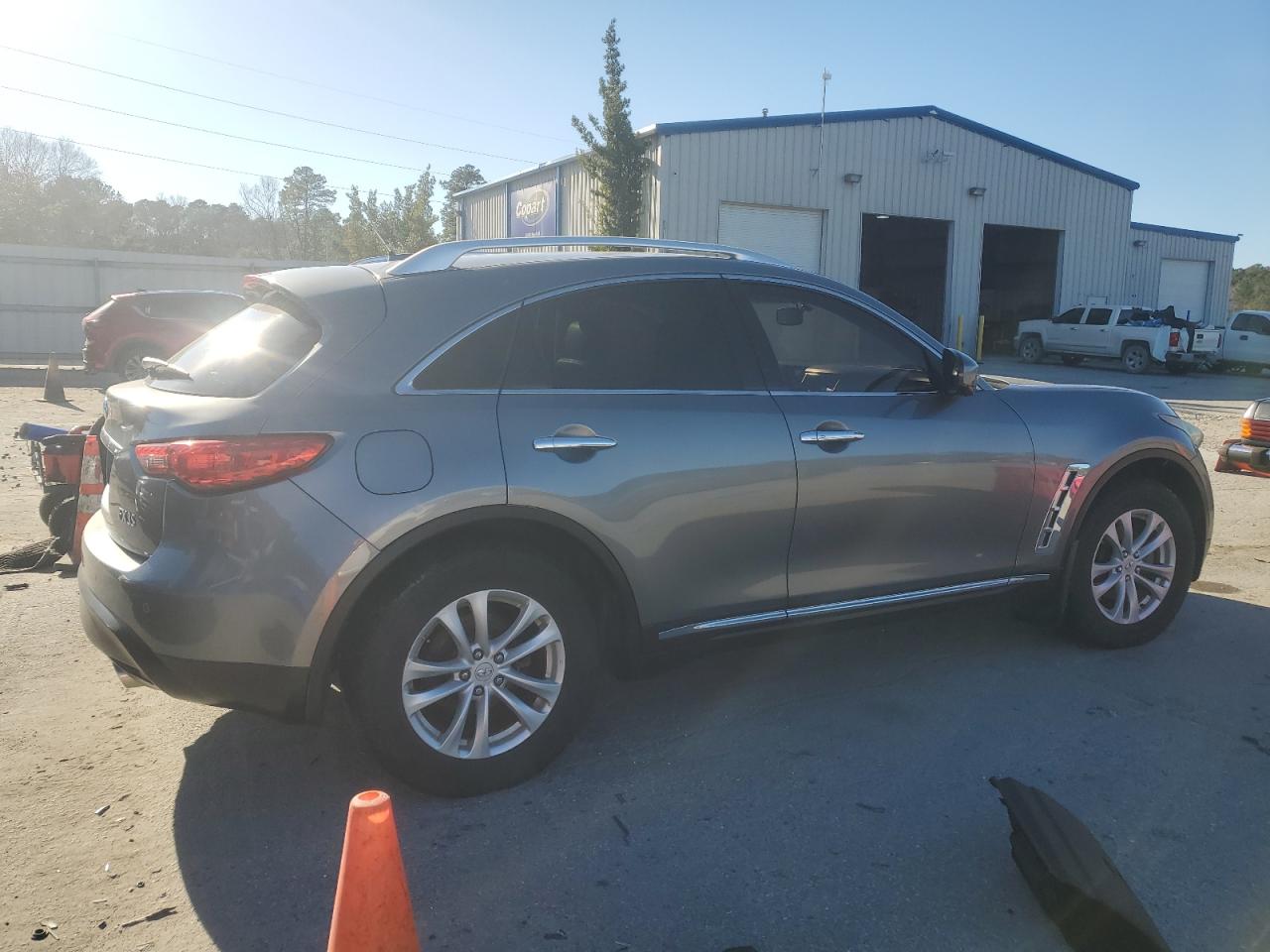 2012 Infiniti FX - Image 3